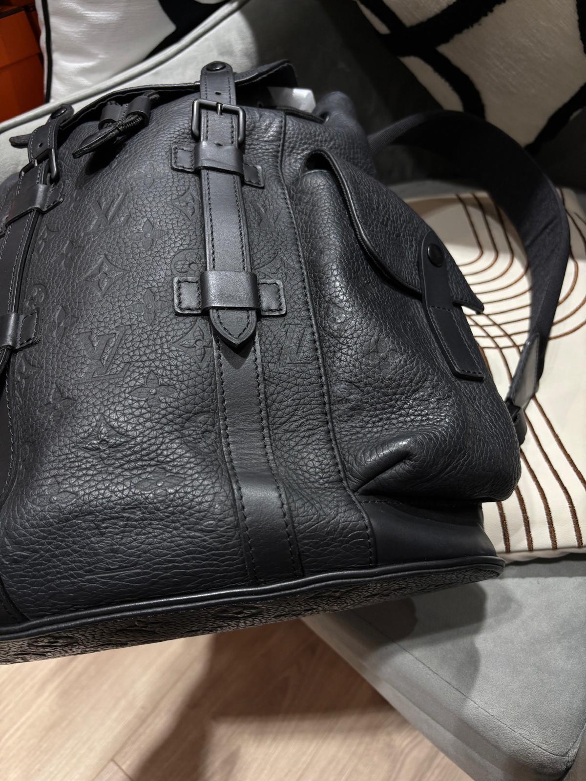 LV Christopher PM Backpack calfksin 黑色牛皮 100%Authentic,95%new ✅dust bag 