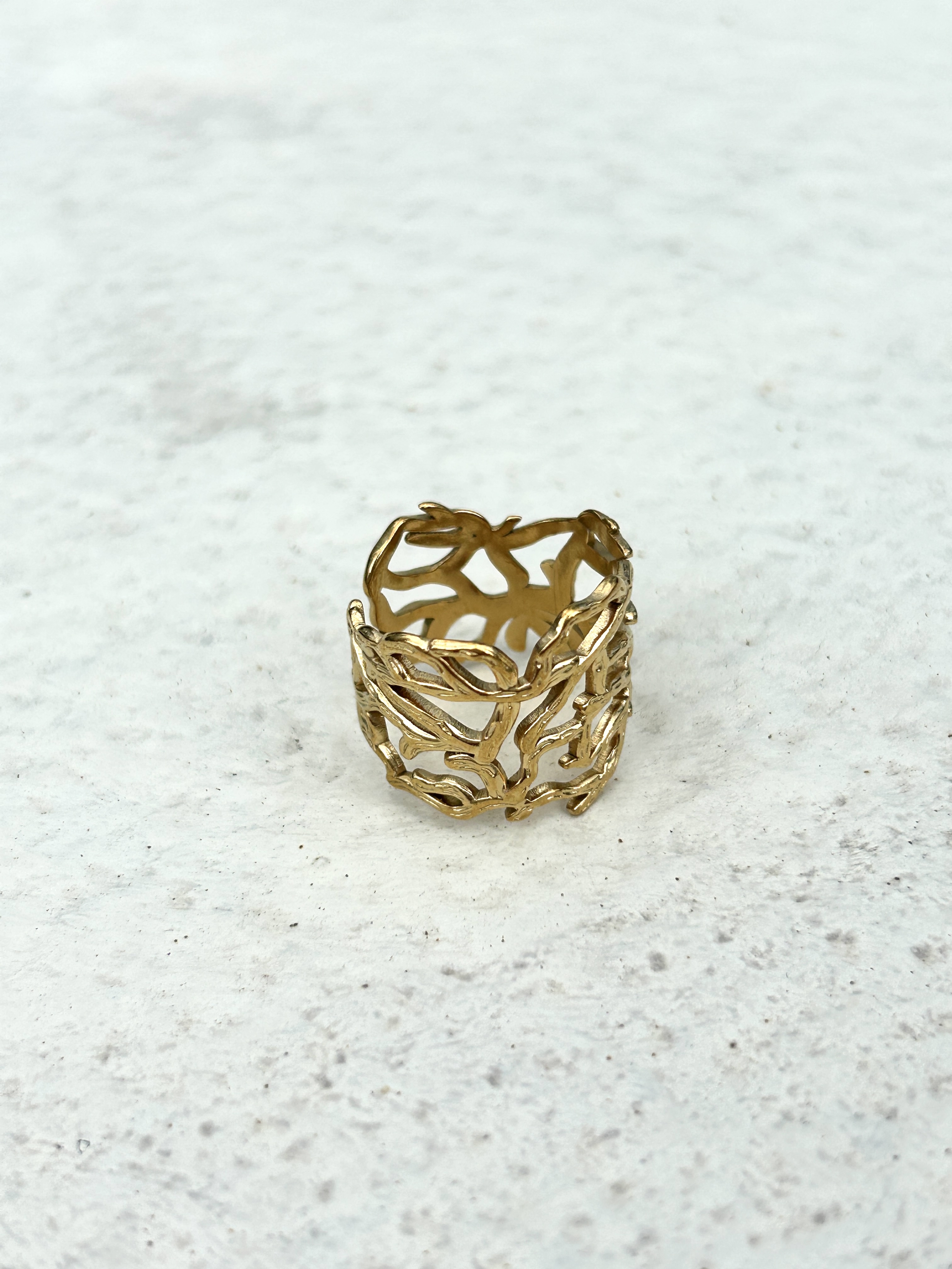 Gold branch cutout ring