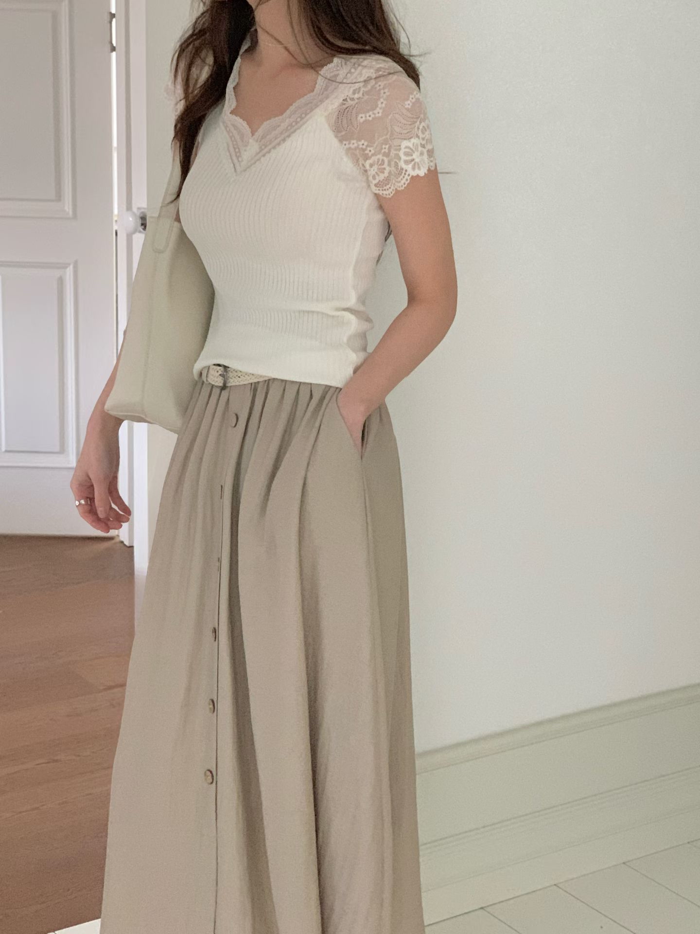 CT27 浪漫名媛風 U 領蕾絲針織Top