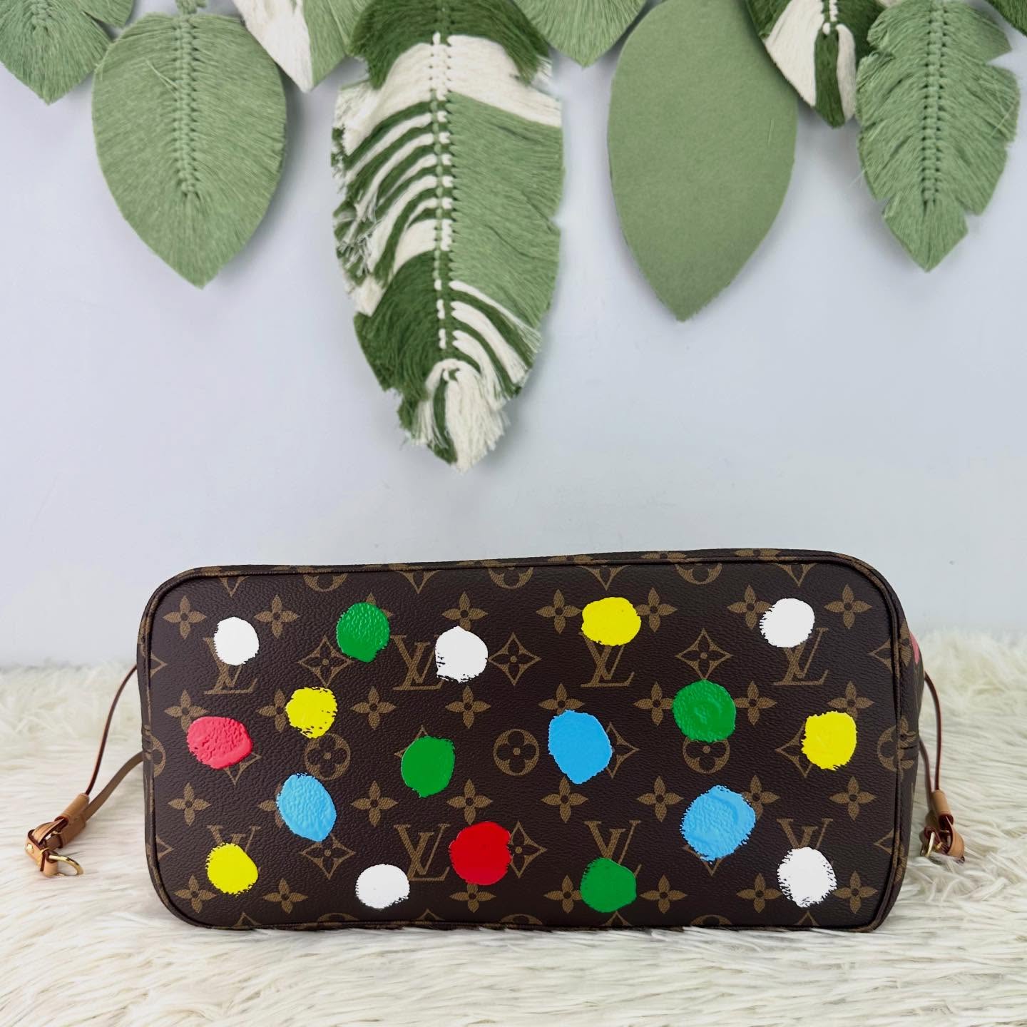 LV🤍PRE OWNED 限量款✨草間彌生聯名款NeverFull MM Size🤎