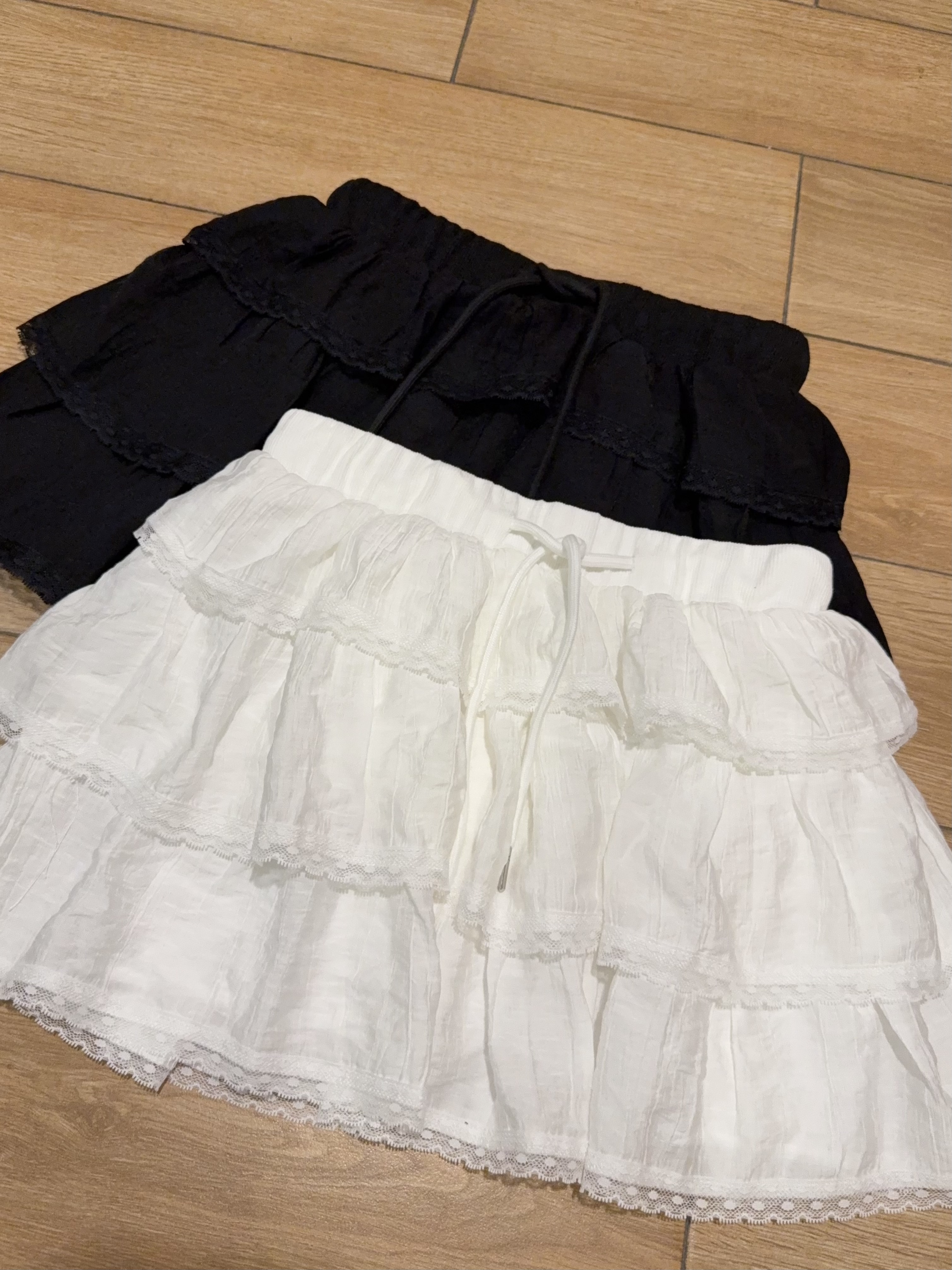 松紧腰蕾丝蛋糕半身短裙R2994