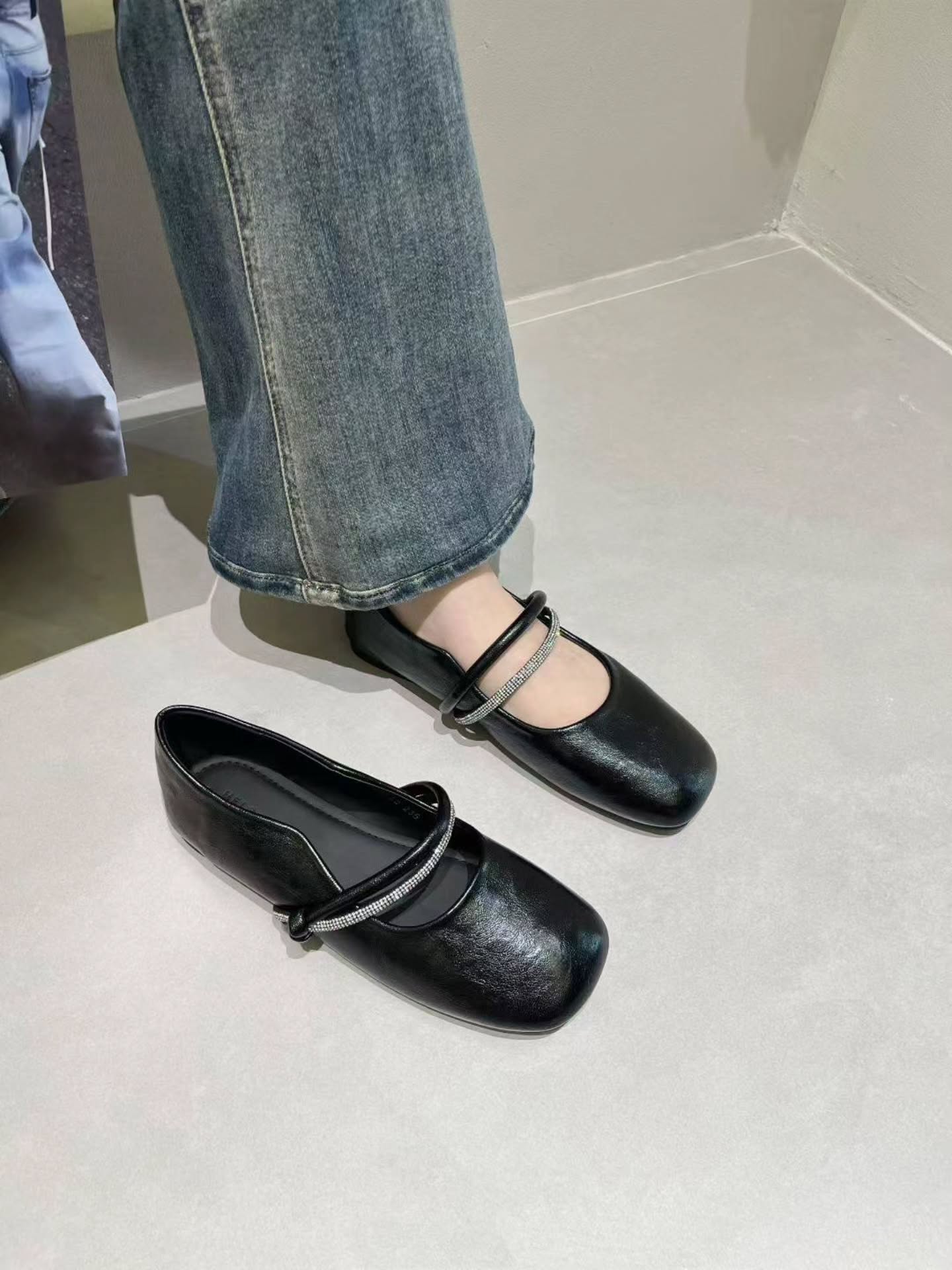 2528-22 水钻玛丽珍平底鞋 🇨🇳
