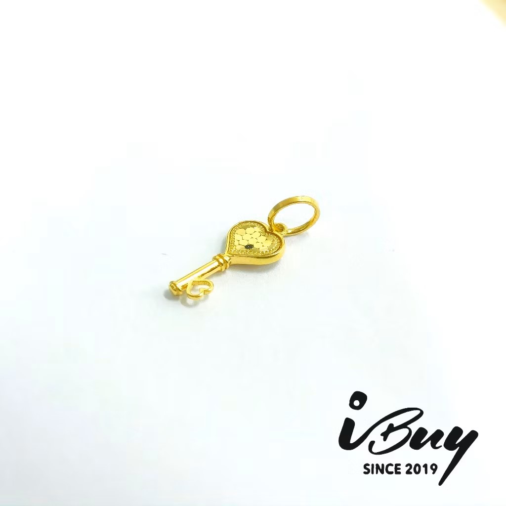 916 GOLD HONEYCOMB LOVE KEY PENDANT 916 金 爱心峰窝钥匙吊坠