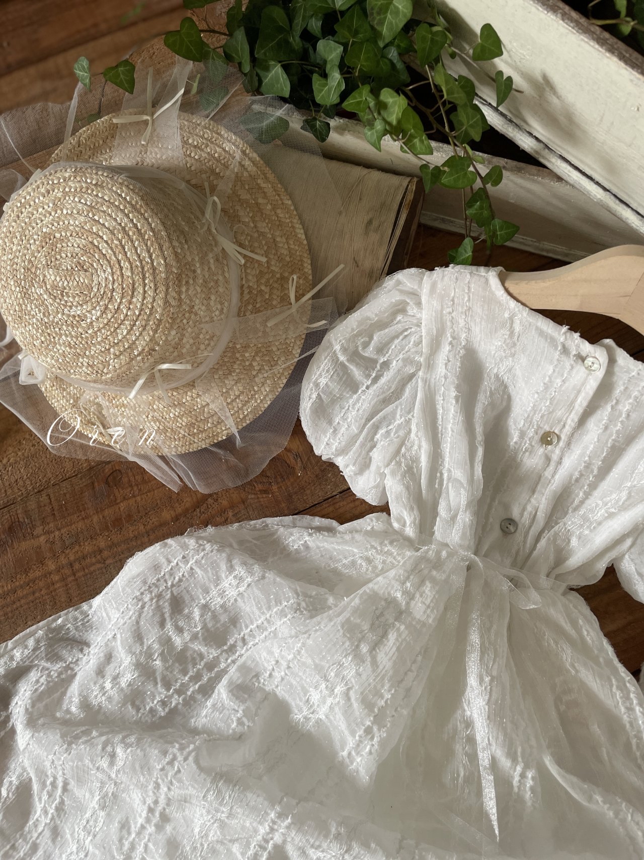 ☀️預訂 韓國直送☀️🇰🇷Oren Edel Pure蕾絲紋理花卉腰帶泡泡袖包屁裙/連身裙