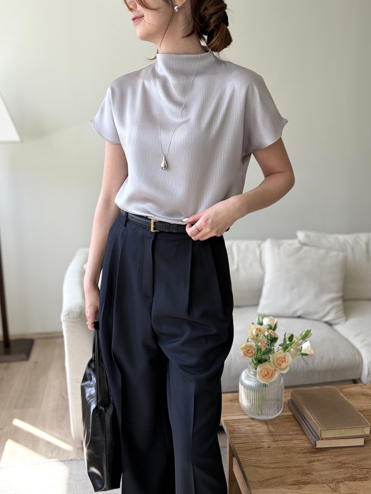 Timeless Pleated Flow Pants (Navy)