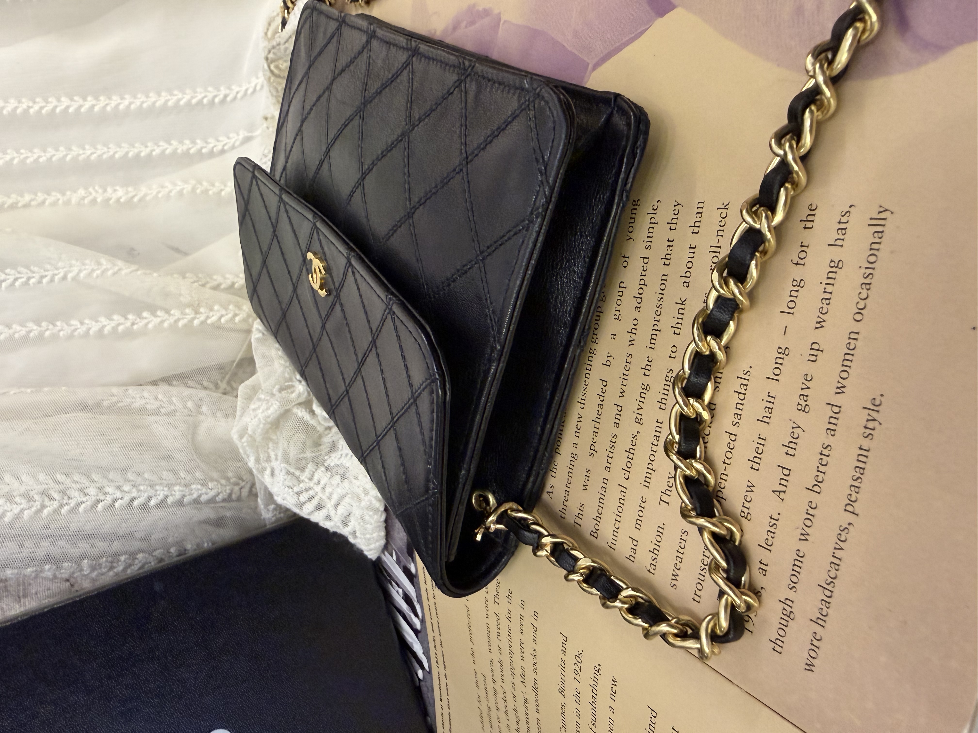 chanel cc black matelasse  black leather flap cutch bag