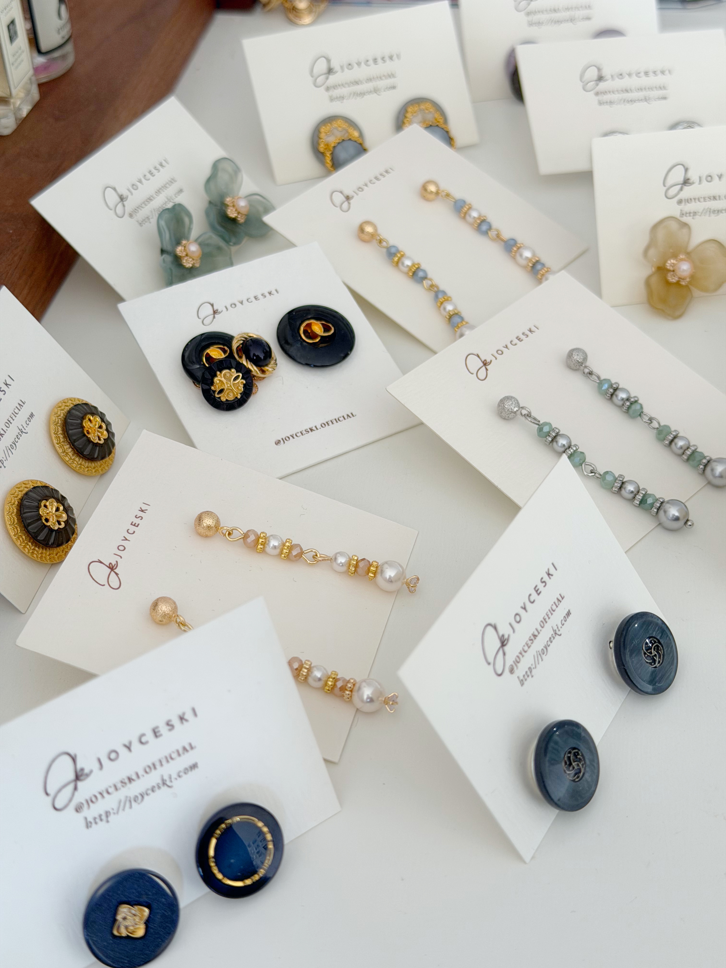 一月福袋set (復古鈕扣耳環/橡根款）