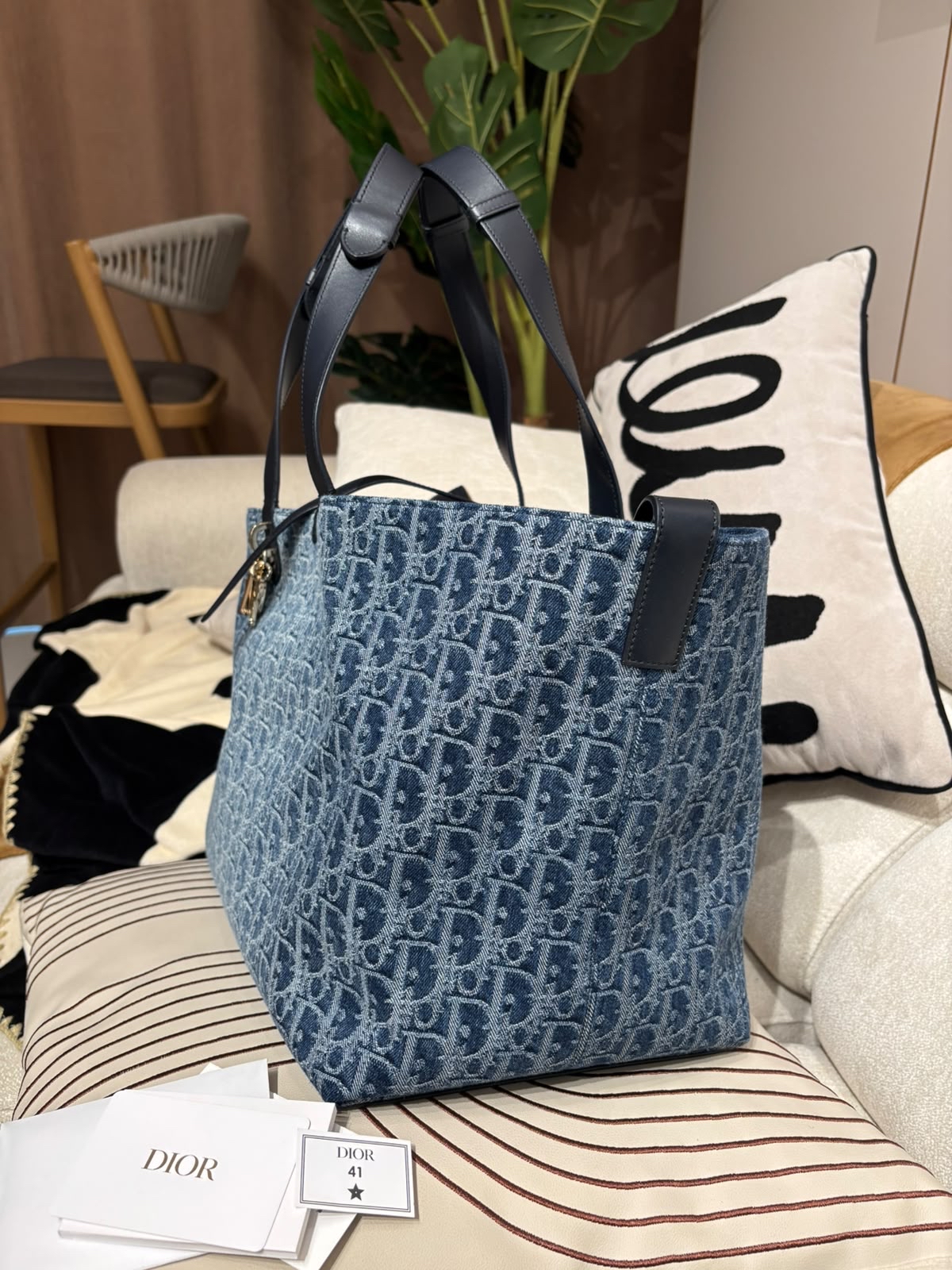 Dior Toujours 手袋 denim 牛仔布2way bag  100%Authentic, 98%new ✅certificate ✅dust bag