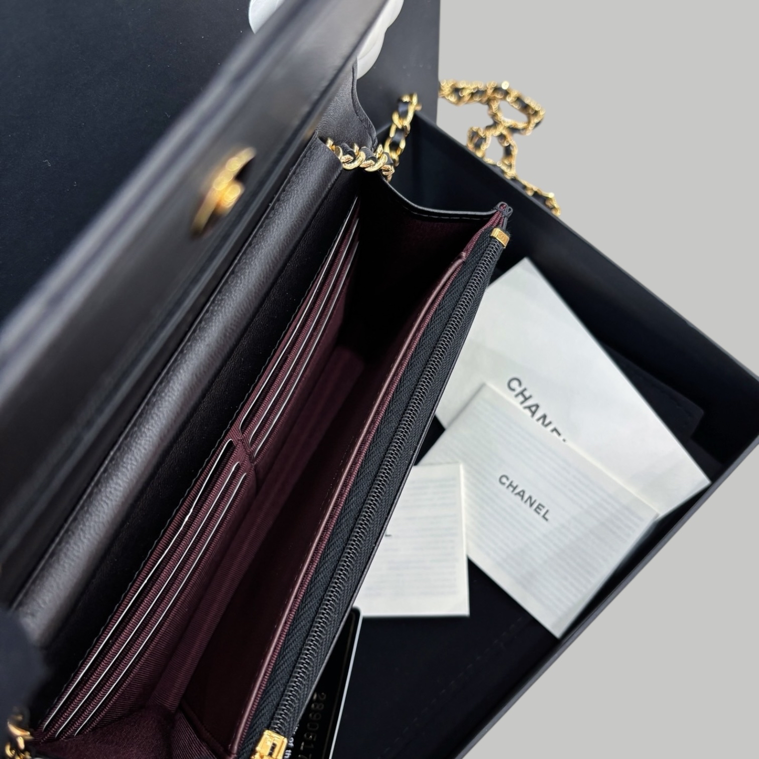 Chanel lambskin WOC羊皮金扣