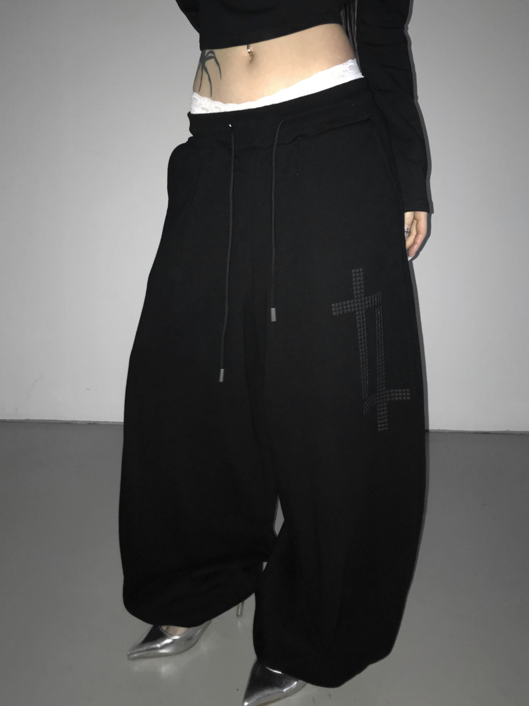 Cross Studded Cuffed Sweatpants