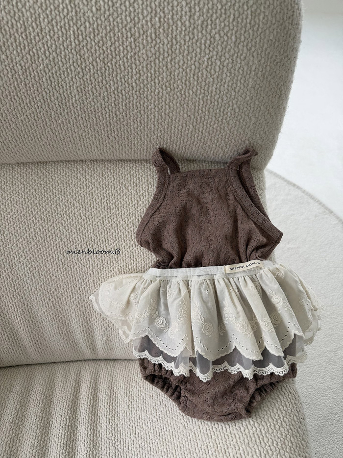 🇰🇷mienbloom.b 背心