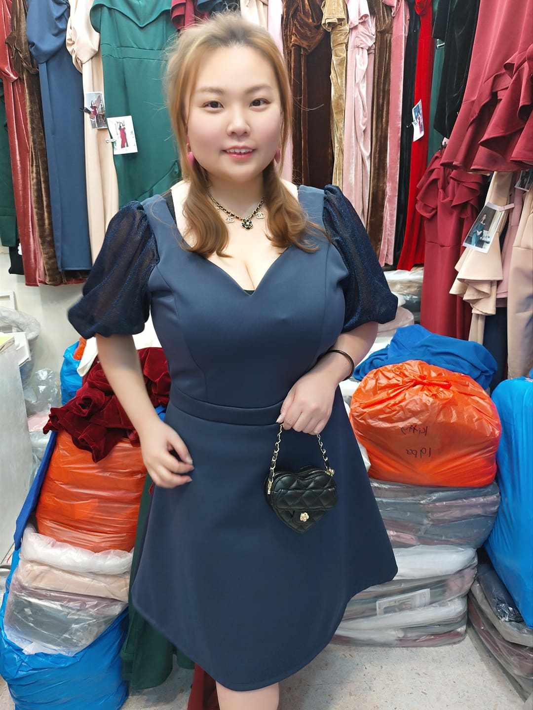 E11/EE0133 🔥特价🔥雪纺泡泡袖大V礼服