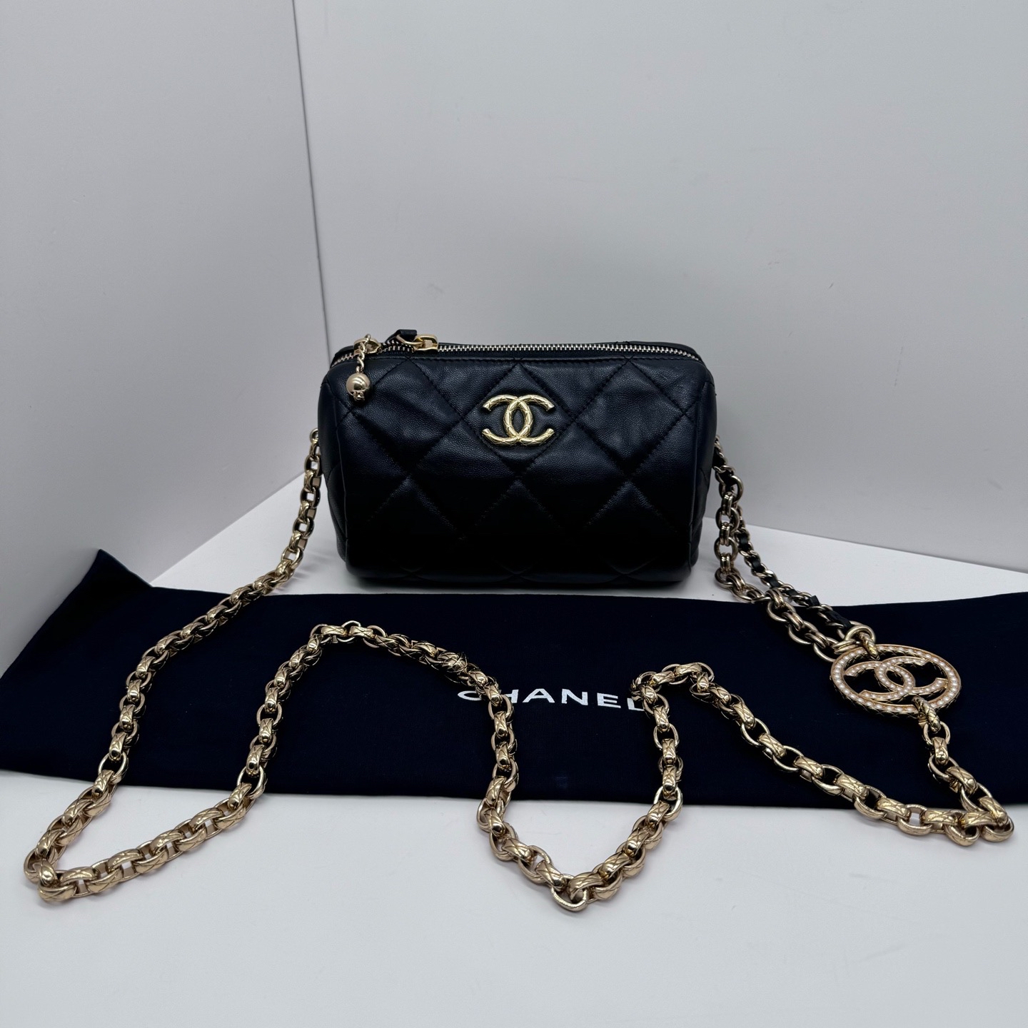 Pre-Owned Chanel 22A / Product Code: 26040715