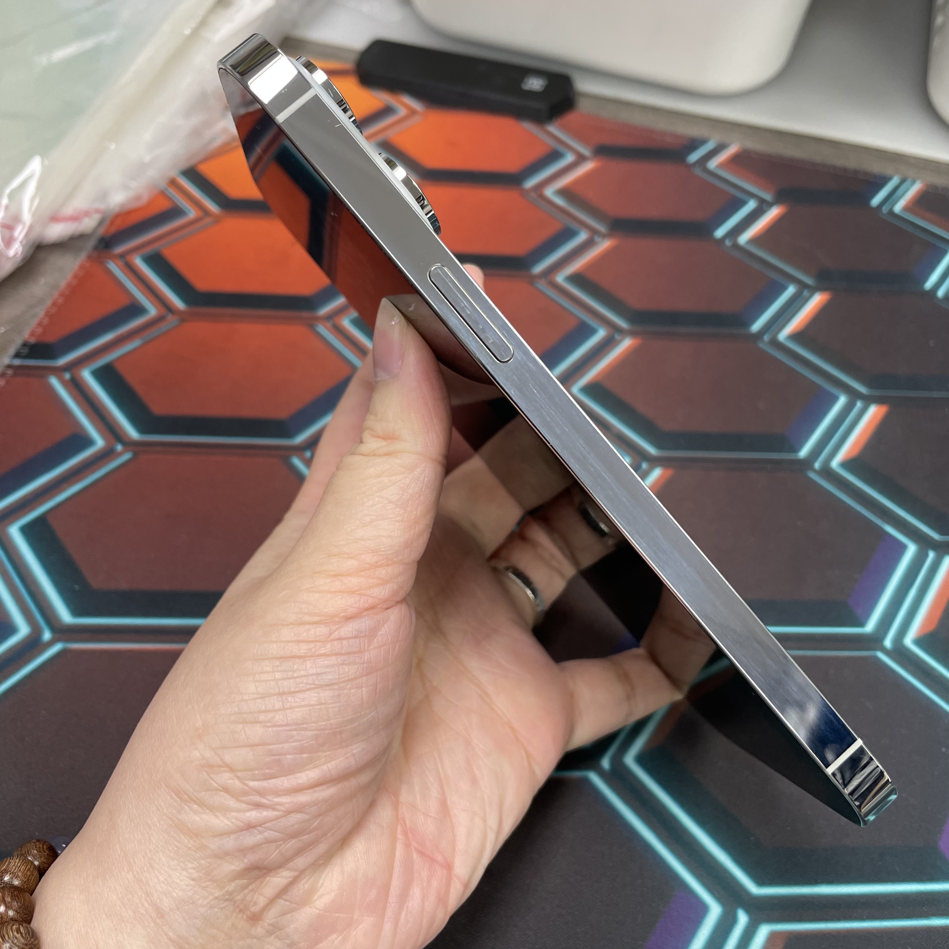 *8027 14 Pro max 完美機 128GB 電75 白色 white