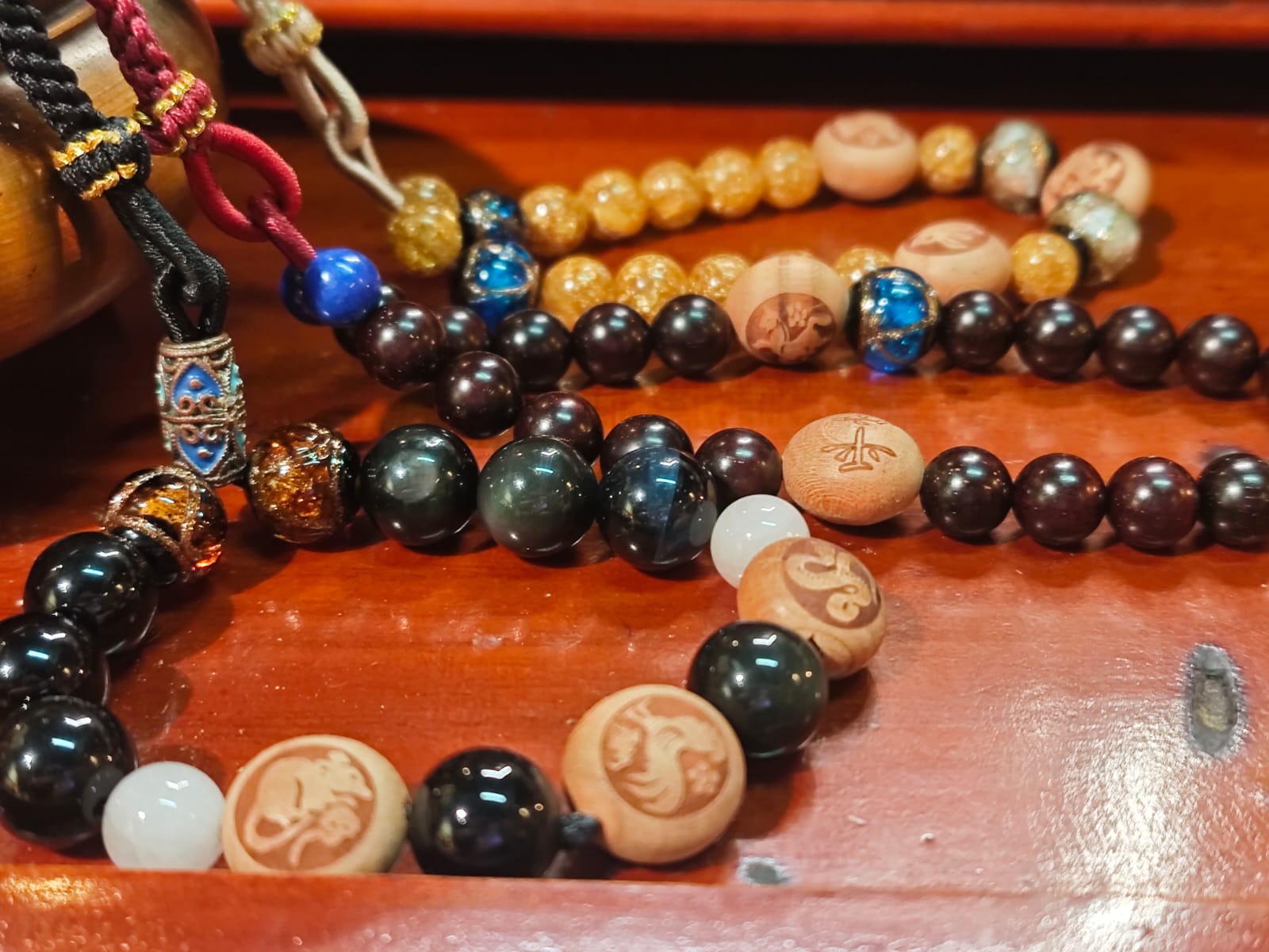 專屬幸運Phone繩｜三合+六合＋五行水晶，度身訂造