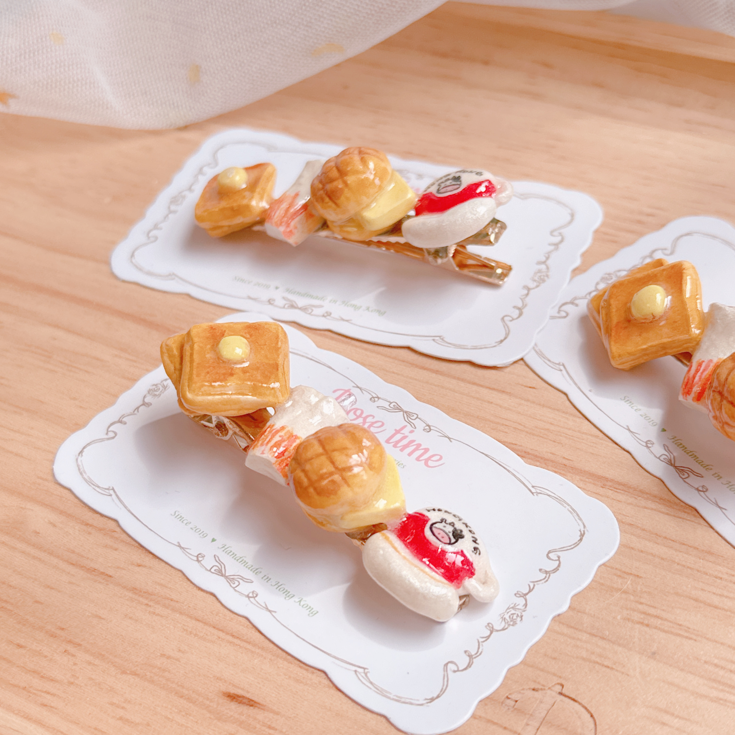 Rose time 3月13-15日 精選半價🩷 手繪港式茶餐廳小食髮夾🩷 七周年精選半價