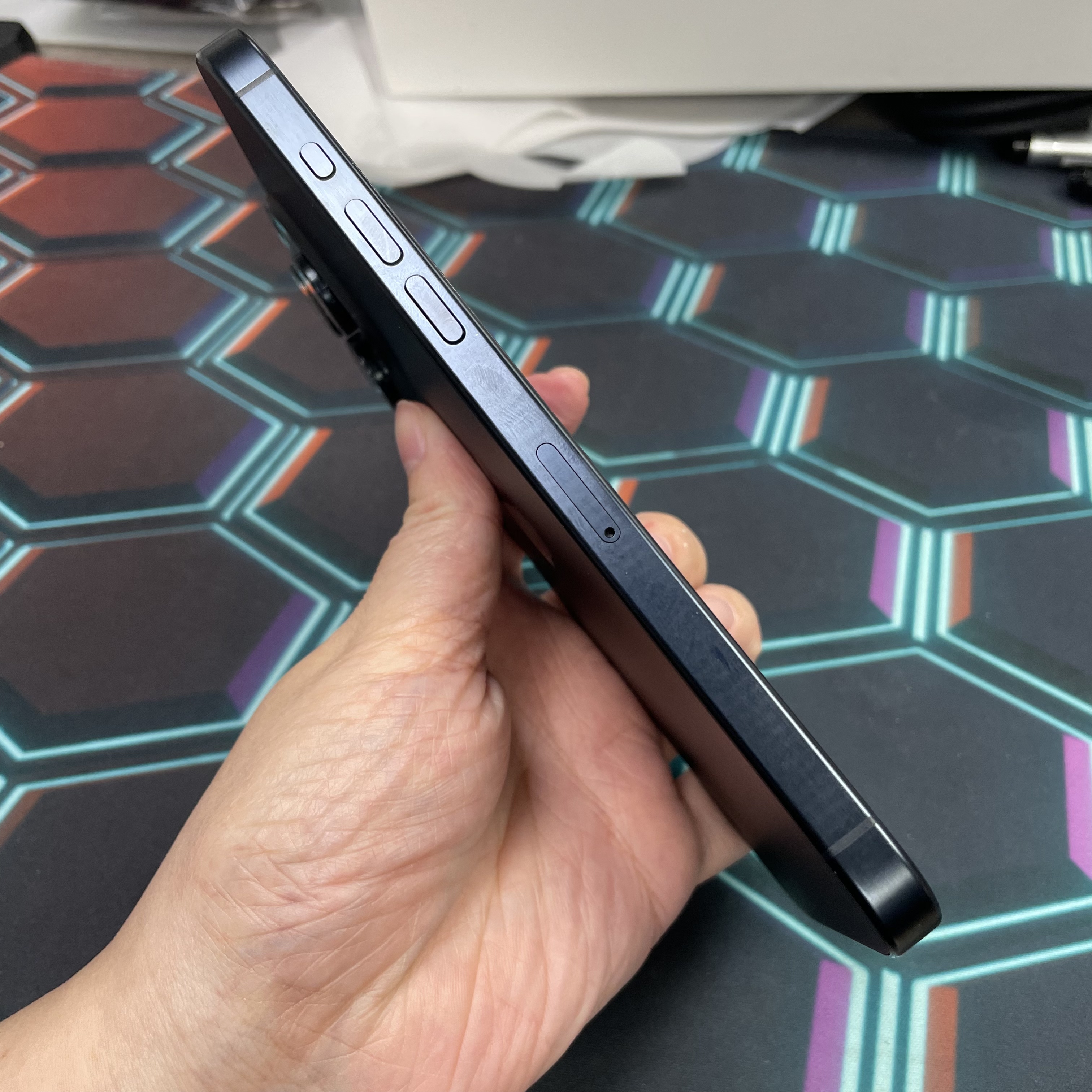 *8331 15 Pro max 完美機 1TB 電83 藍色 blue