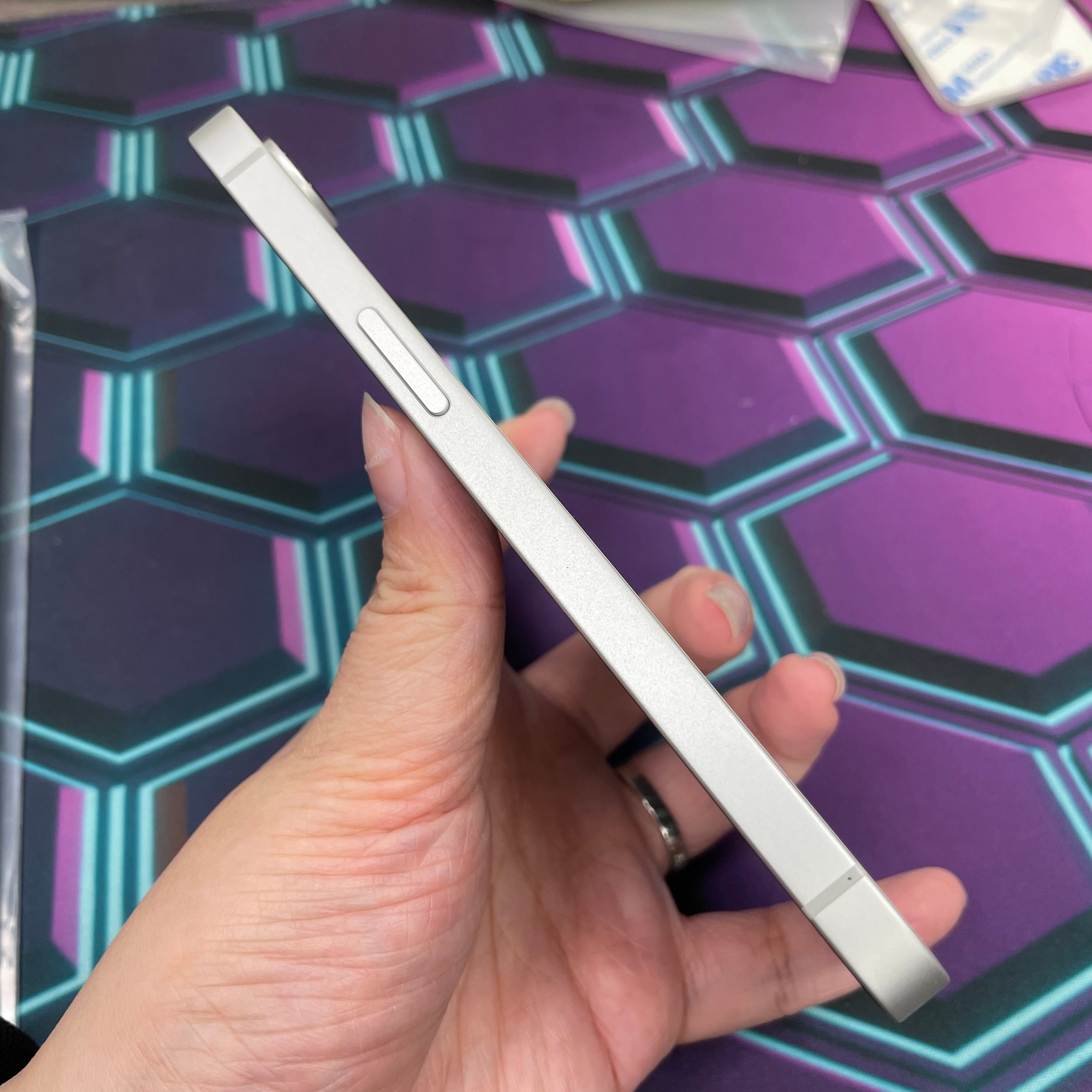 *7586 16e 完美機 256GB 電94 白色 white
