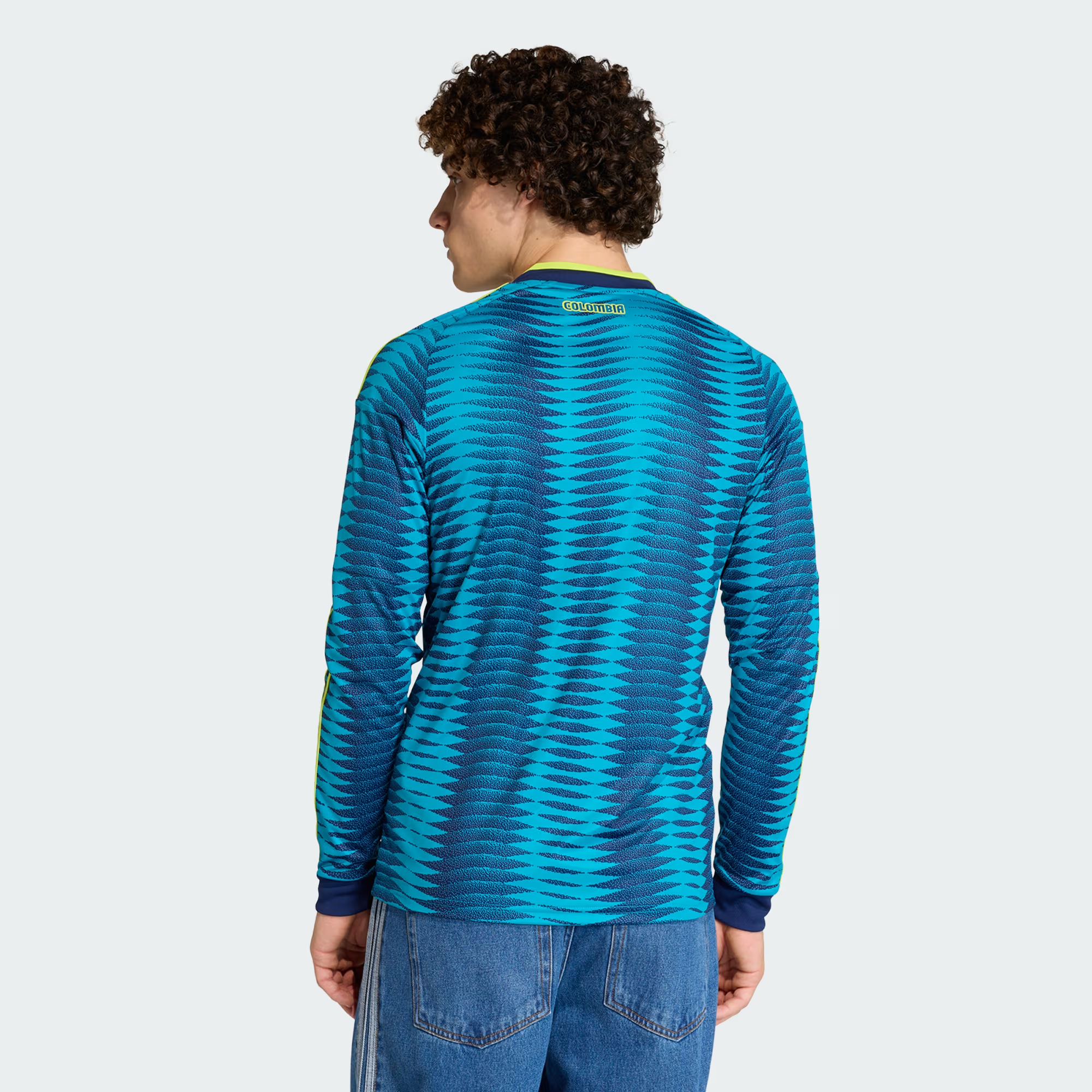 🌊兩大洋色彩交匯 Adidas Colombia 哥倫比亞 2025-26 作客長袖球迷版球衣 (可加印字章) JZ8804