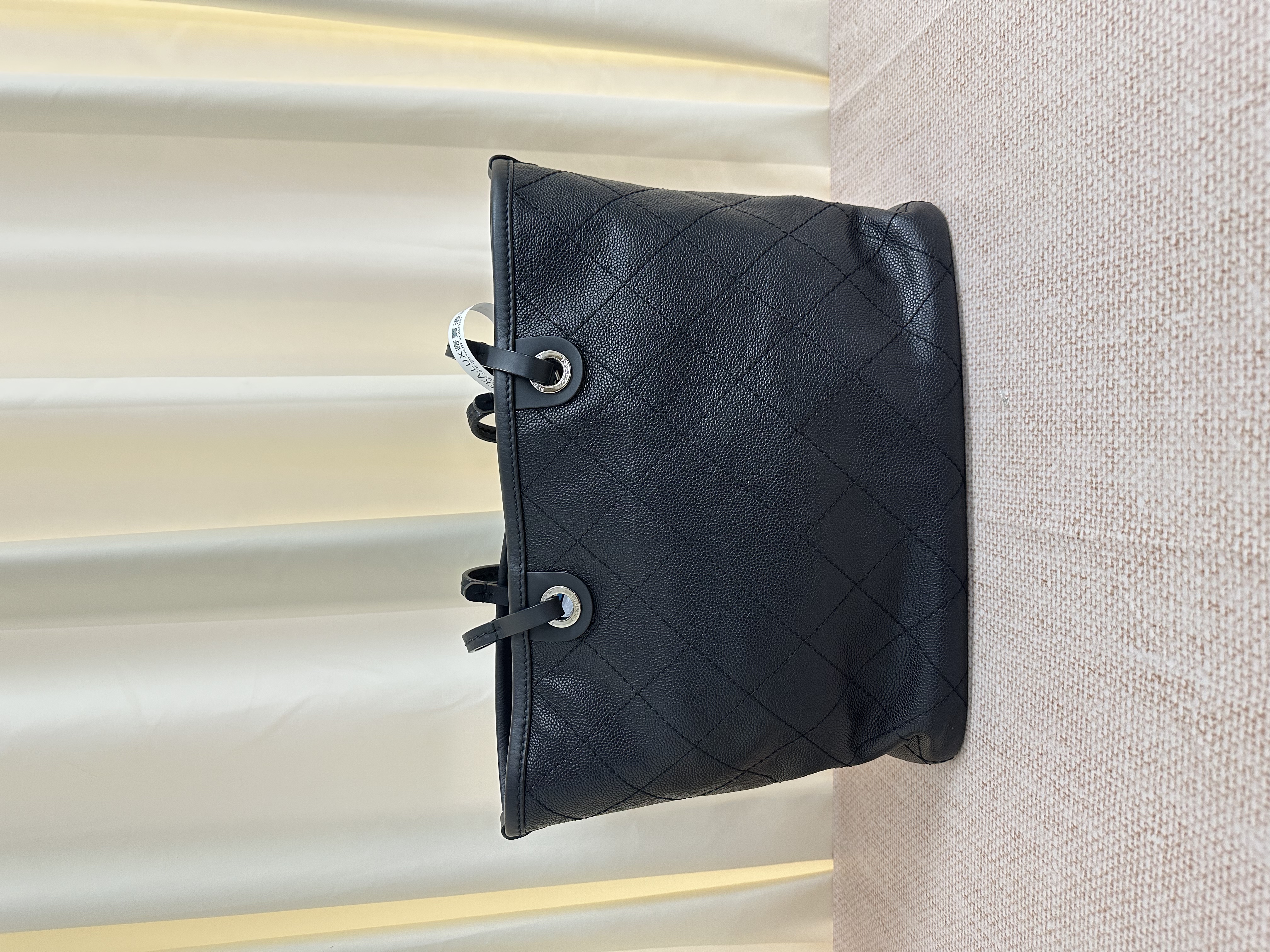 Pre-owned Chanel Caviar Quilted Fever Tote/ Product Code: 26040213