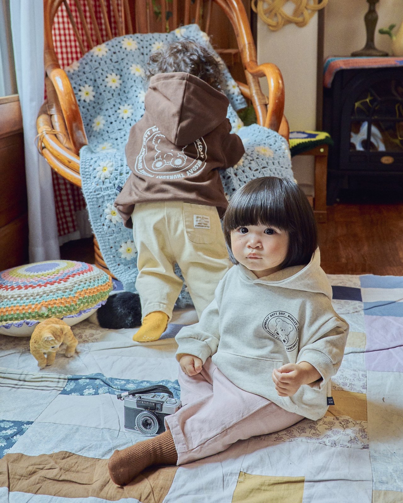 OOTT | Day-Hood Sweatshirt (With Mom)