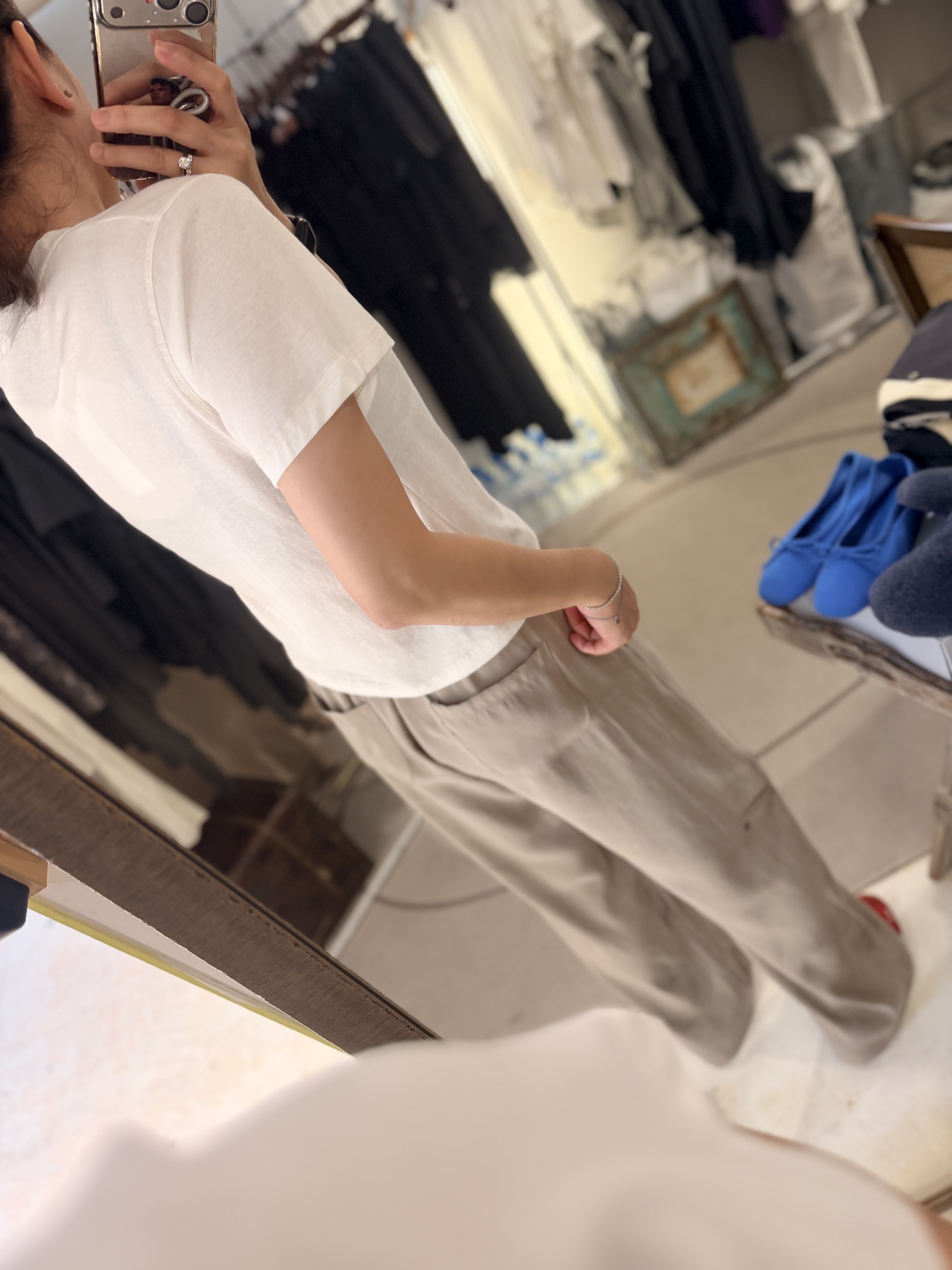 White details tee