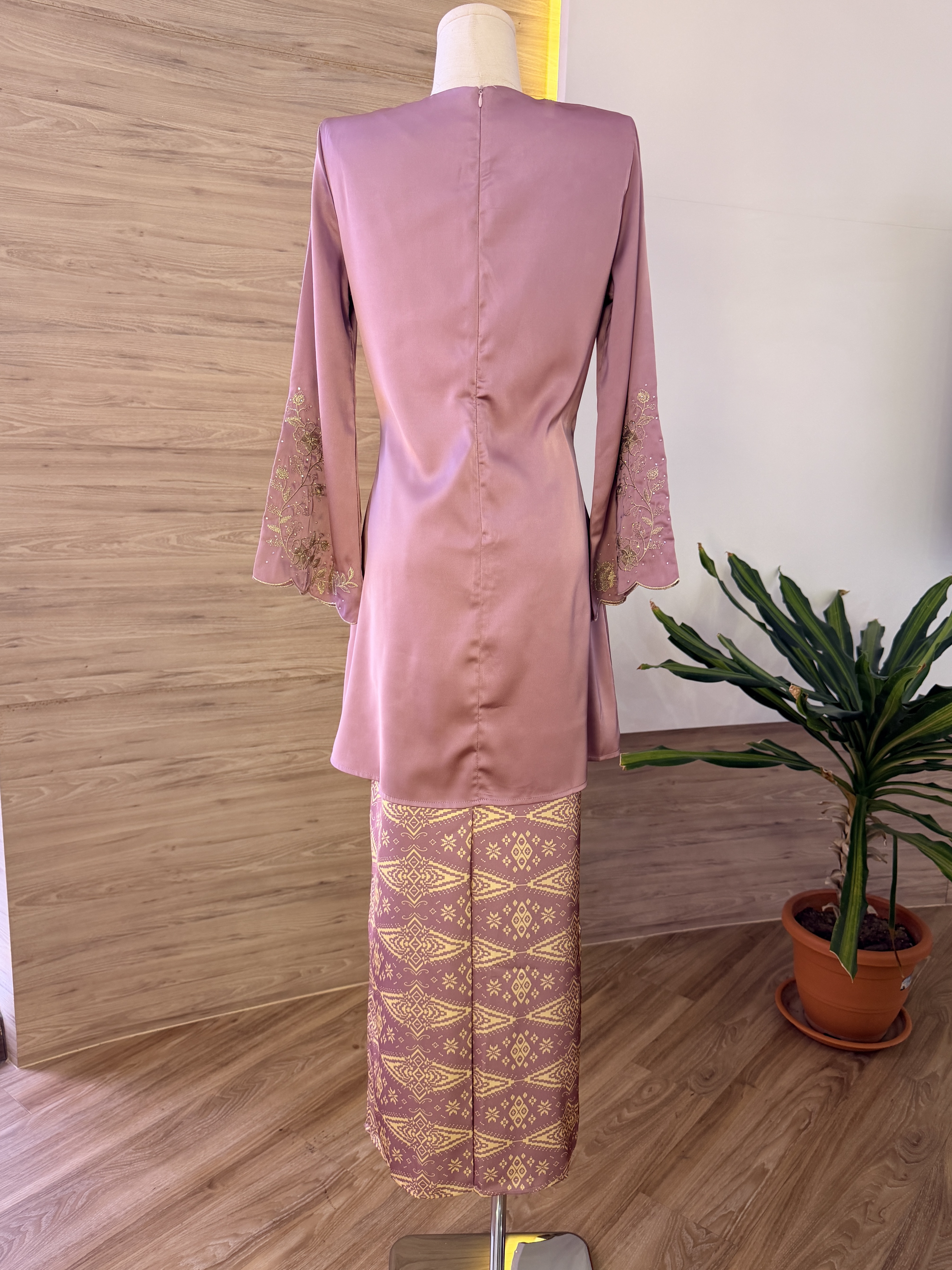 Seraphina Kebaya Set Wear