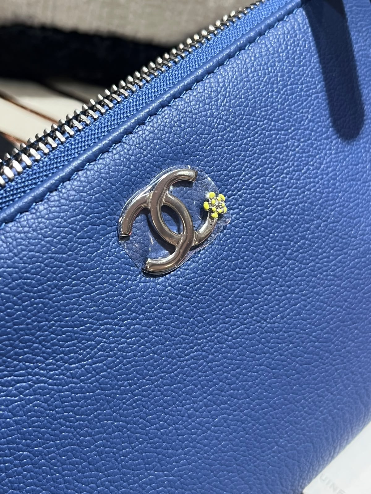 未使用品 Chanel zip mini pouch 15cm 牛皮 100%Authentic, 未使用品,unused ✅card✅dust bag✅box