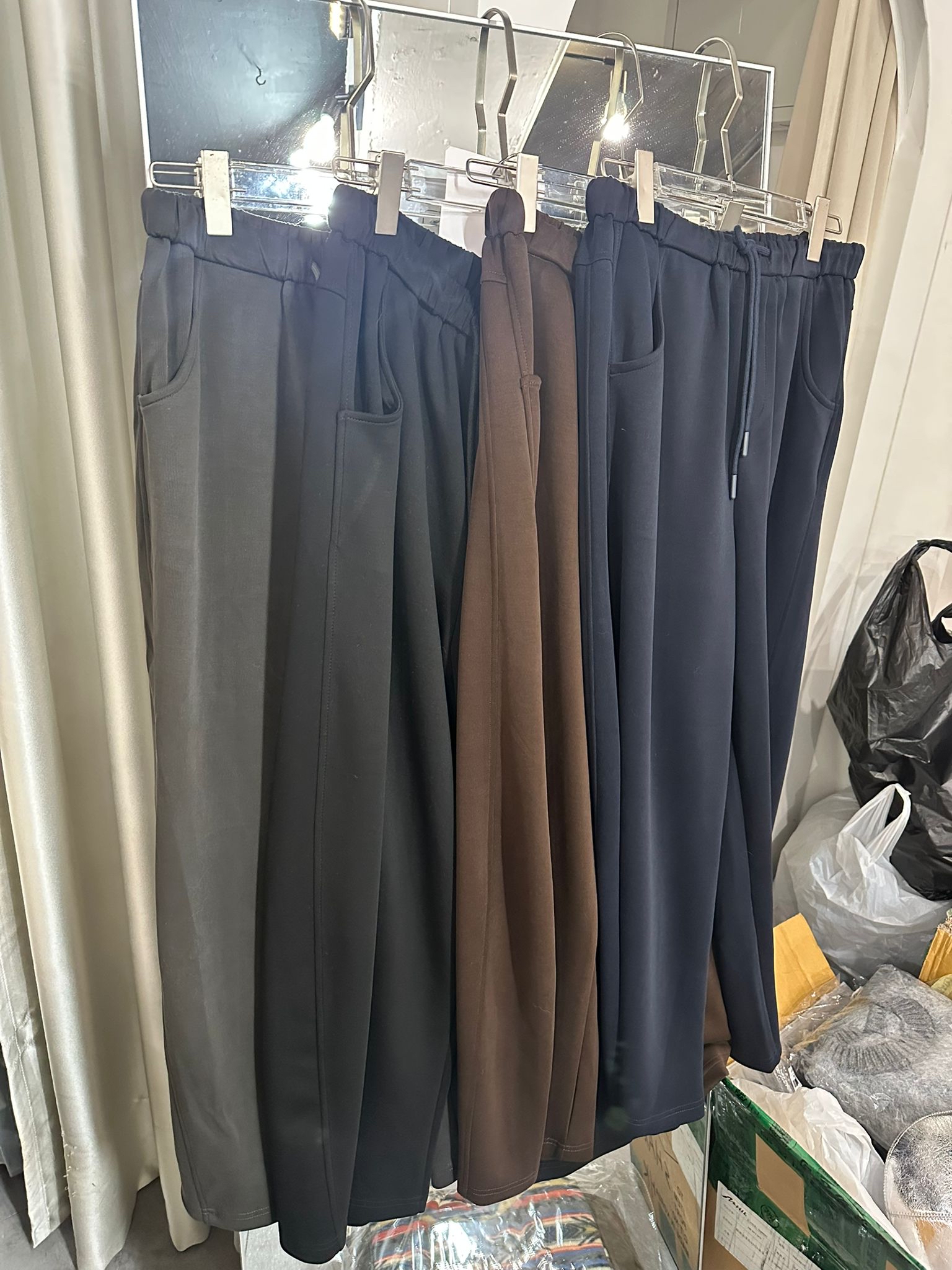 SS2732太空棉彎刀褲