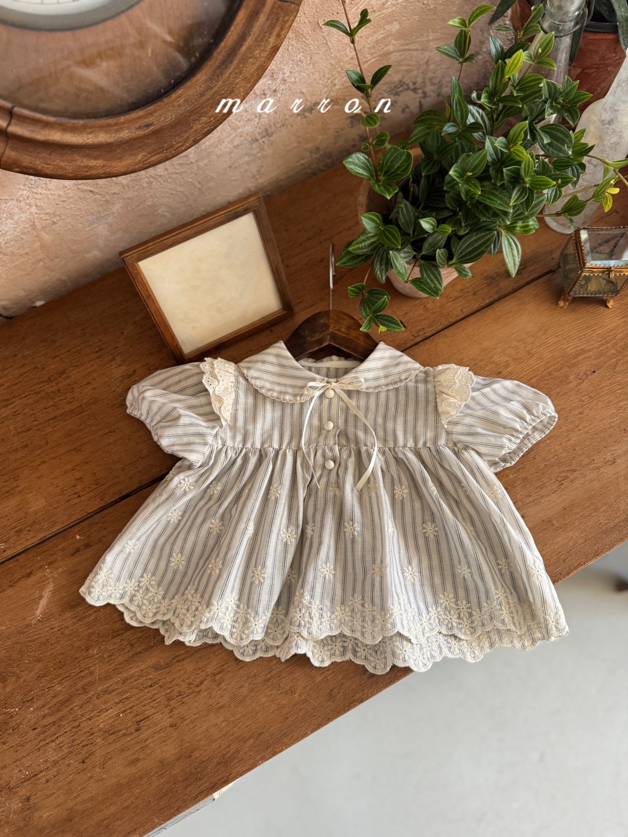 🇰🇷Marron blouse