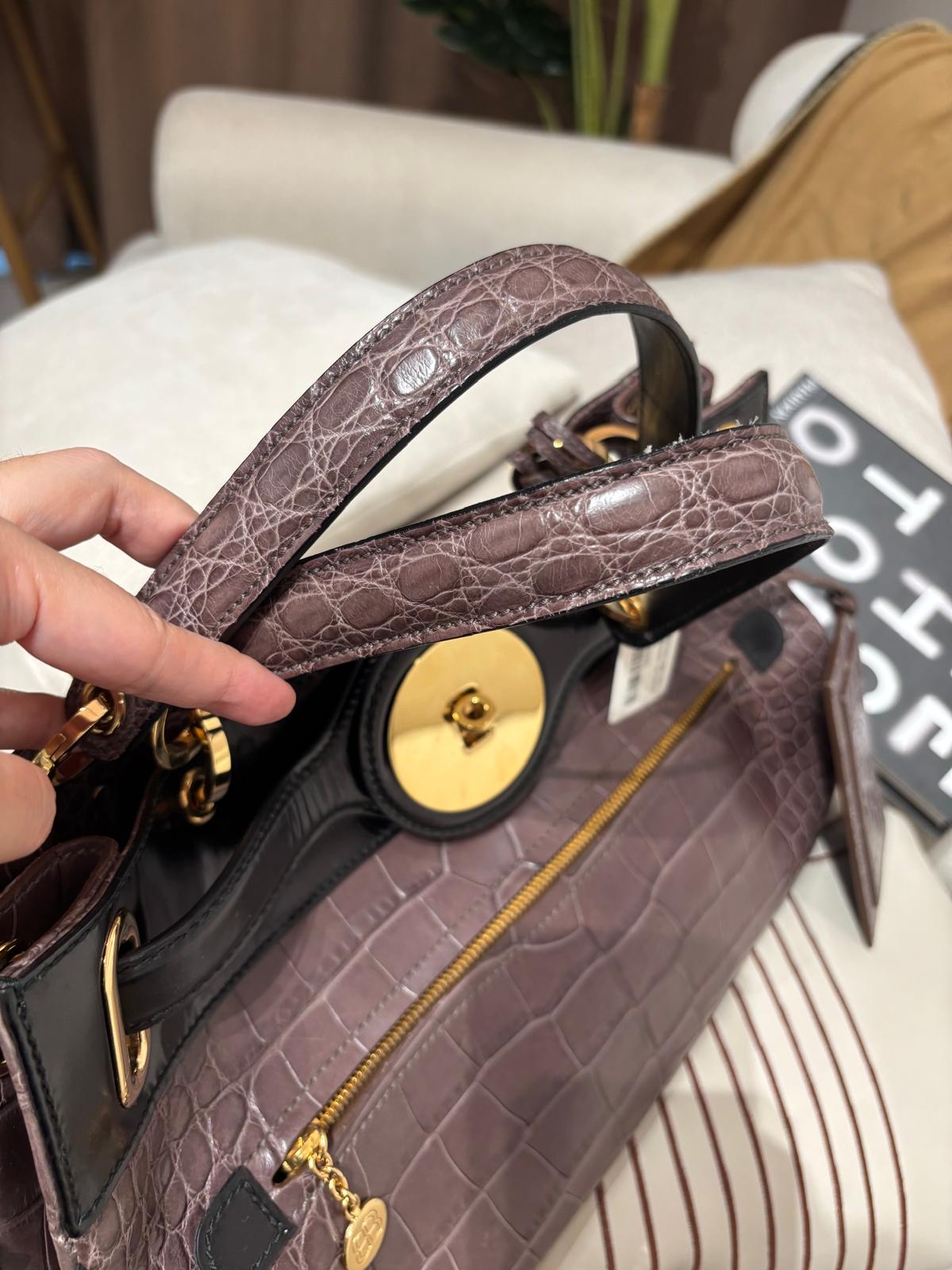 Balenciaga Crocodile Embossed Calfskin鱷魚壓紋小牛皮手袋 100%Authentic, 95%new 