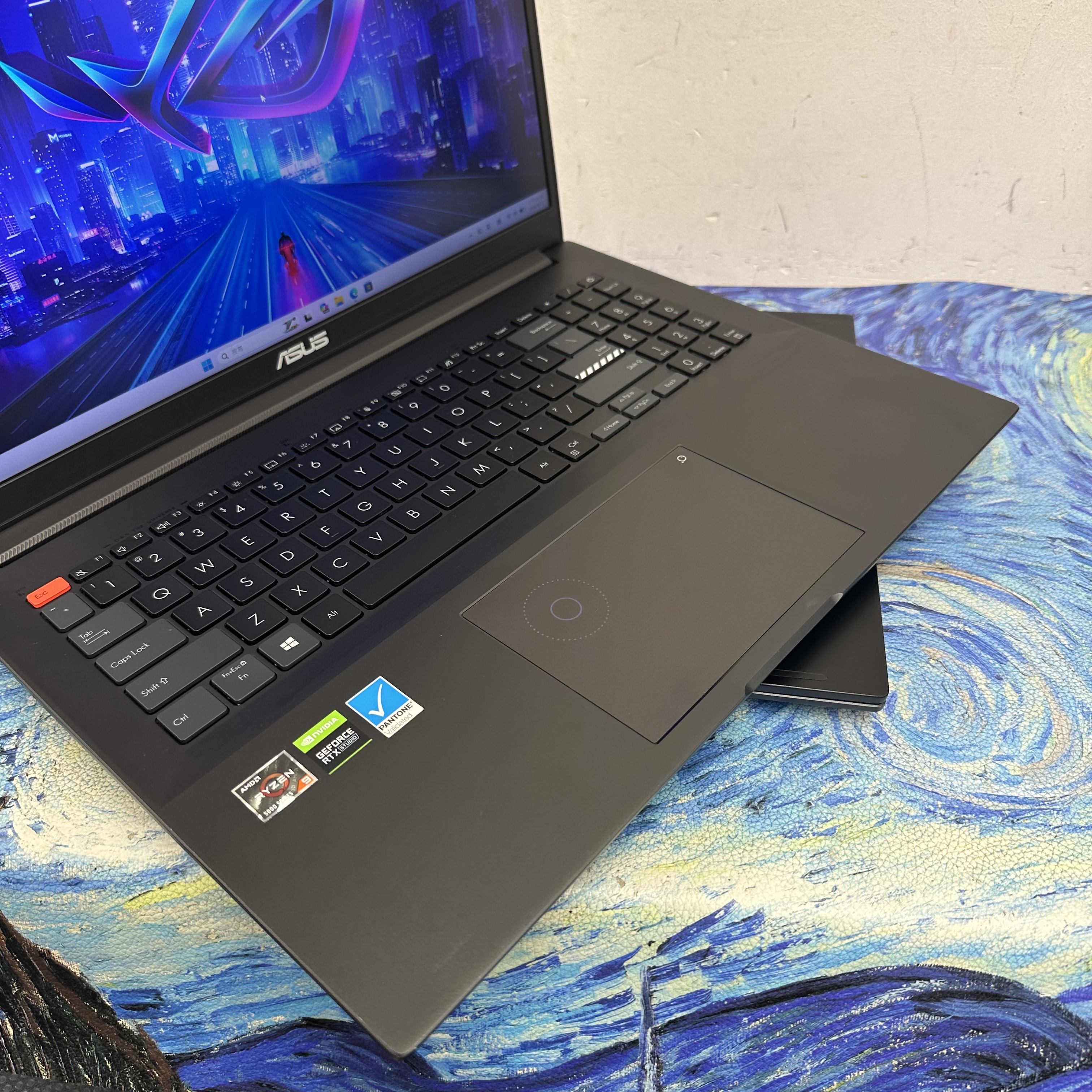 Asus Zenbook 16寸 2.5K 120Hz Mon AMD Ryzen 9 5900HX/16GB Ram/512GB SSD/獨立顯示卡/Pantone認證/打機超爽/ Gaming Laptop / Notebook/ Netflix/ Win11 / Office/  Work /