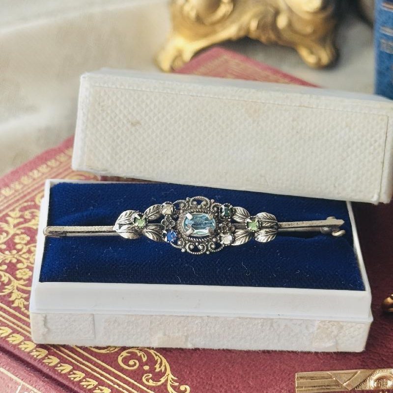 Antique Early 1900s Silver Tone Blue Glass Ornate Bar Brooch (NZ100)