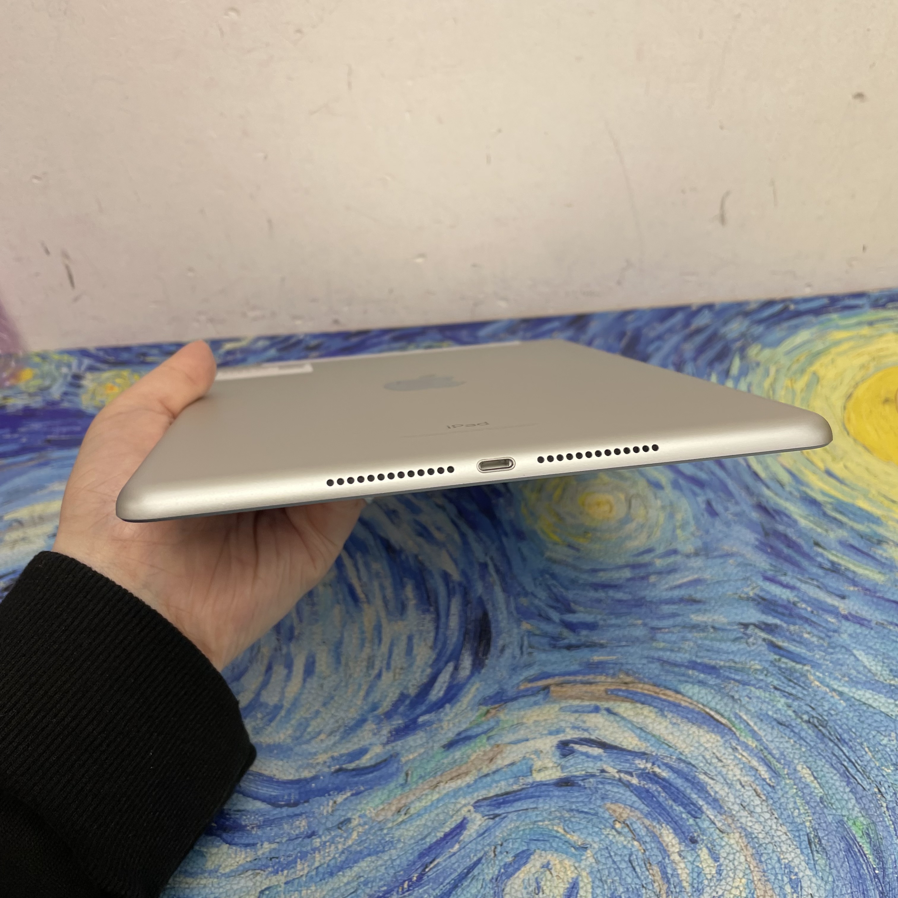 *4874100 iPad 6 未使用品 32GB 插卡版 銀色 sliver