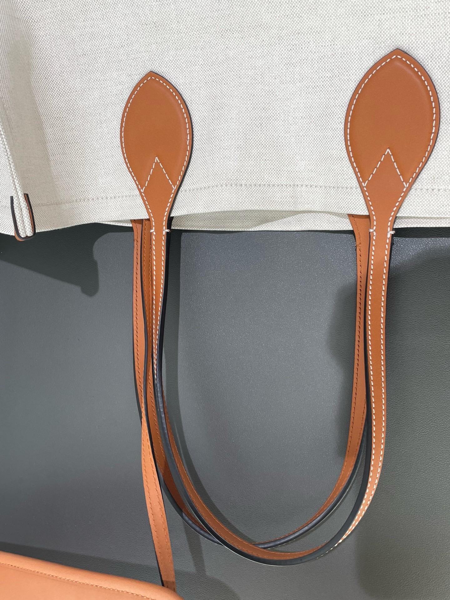 ［預訂貨品］GUCCI米白色帆布雙面tote bag