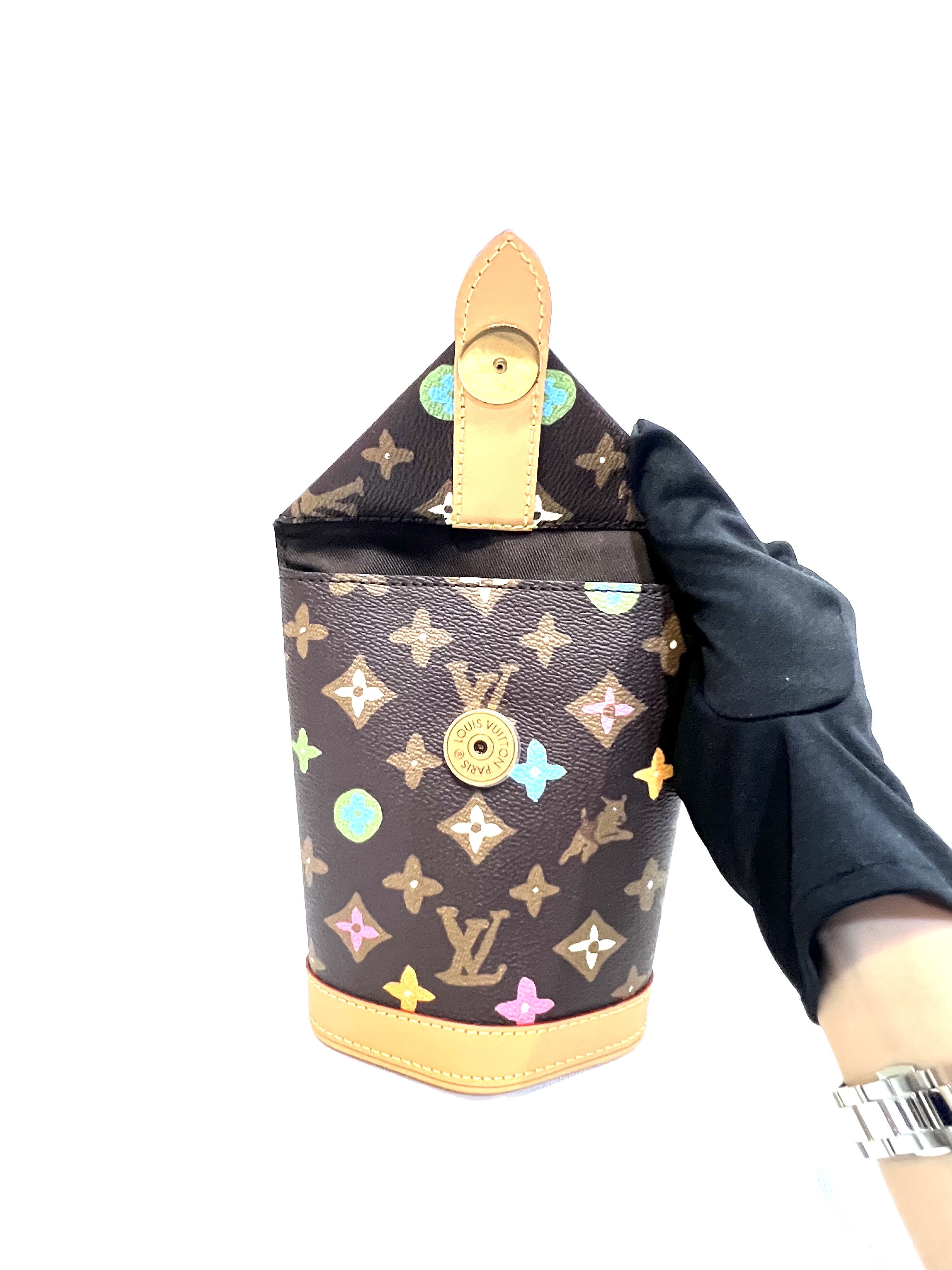 Pre-Owned LV Envelope Pouch / Product Code: 26041655