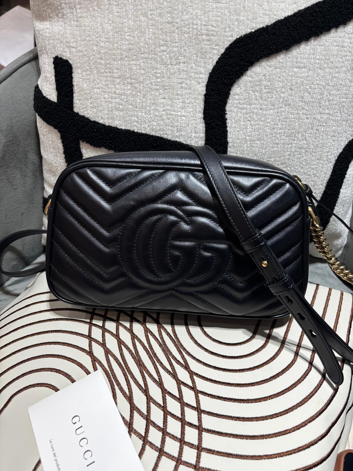 Gucci gg marmont camera bag 26cm 黑色牛皮金扣 100%Authentic, 98%new ✅Dust bag