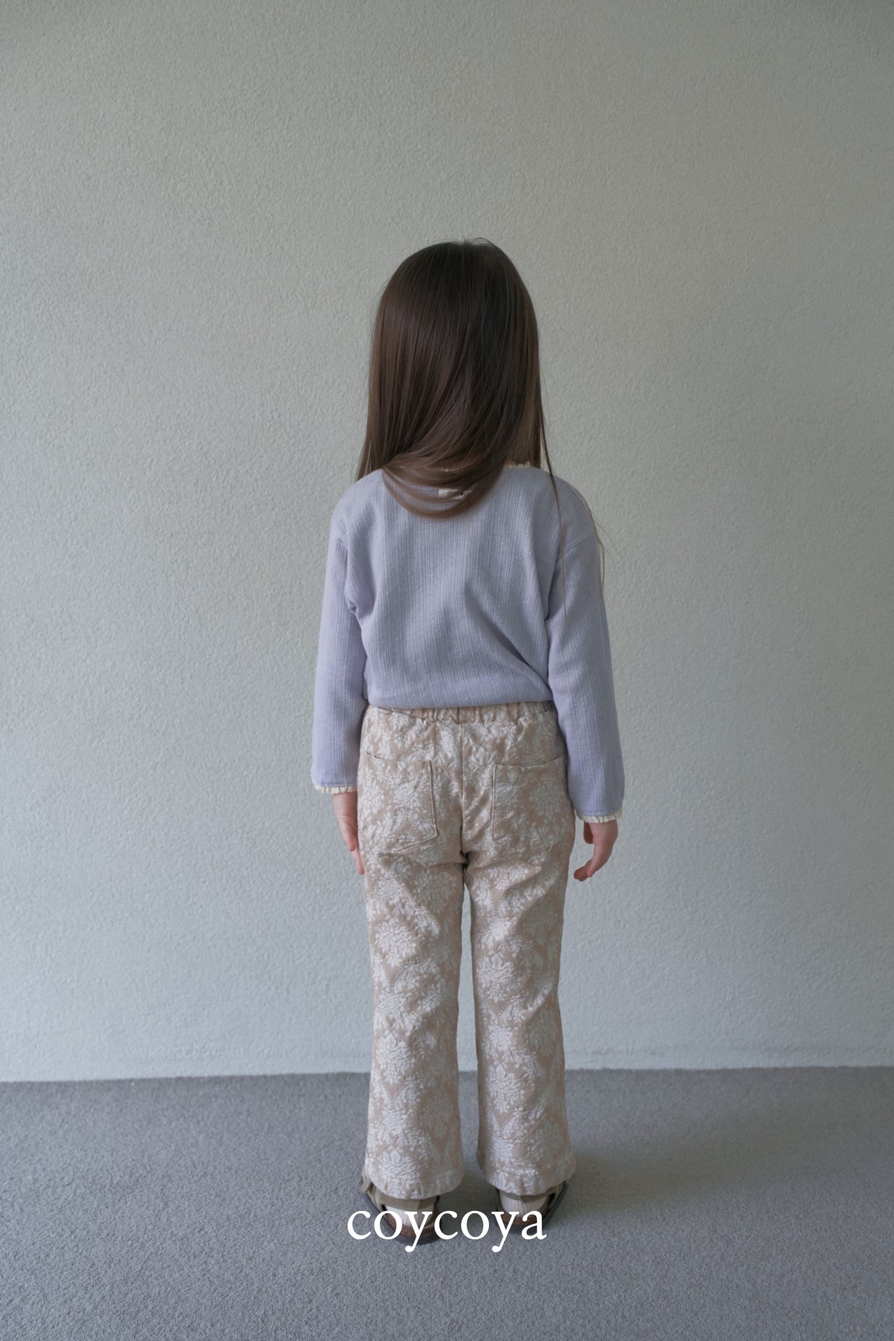 🌸預訂 韓國直送🌸🇰🇷COYCOYA兩色奢華提花半喇叭褲