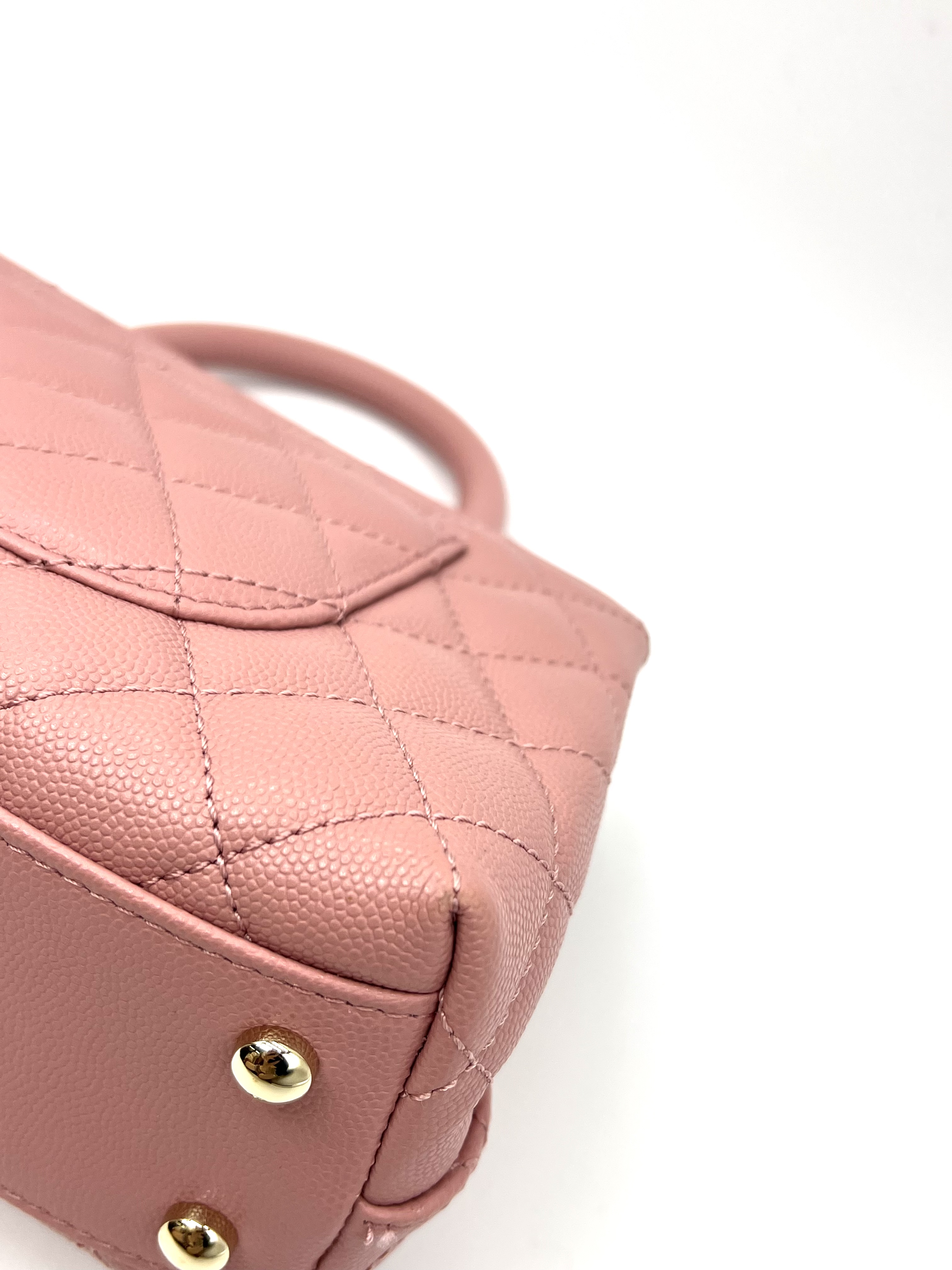 Chanel Small Coco Handle Flap Bag / Product Code: 26031709