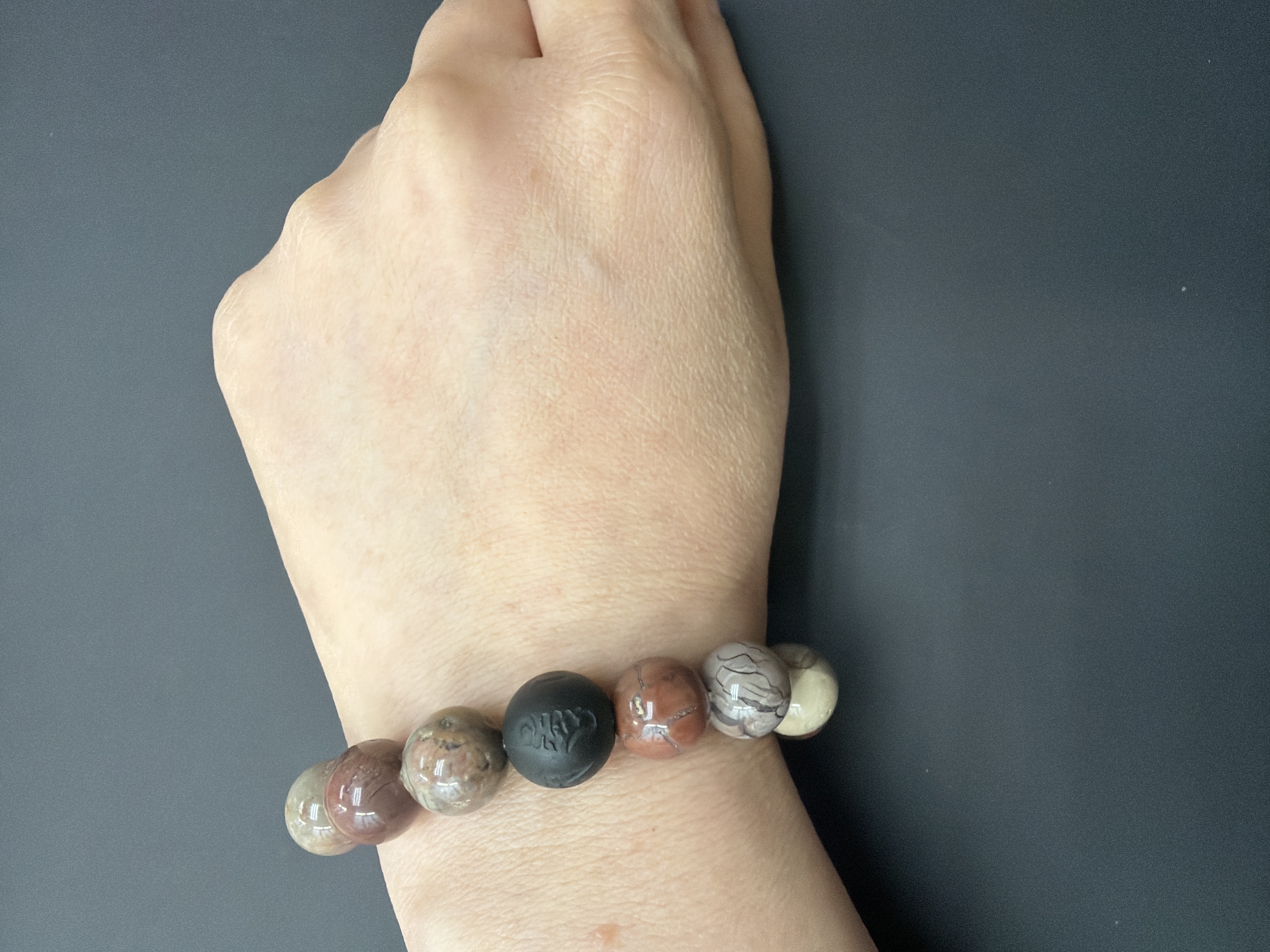 11mm 紫牙阿拉善手串 配：黑瑪瑙六字大明咒 14.5cm 手圍