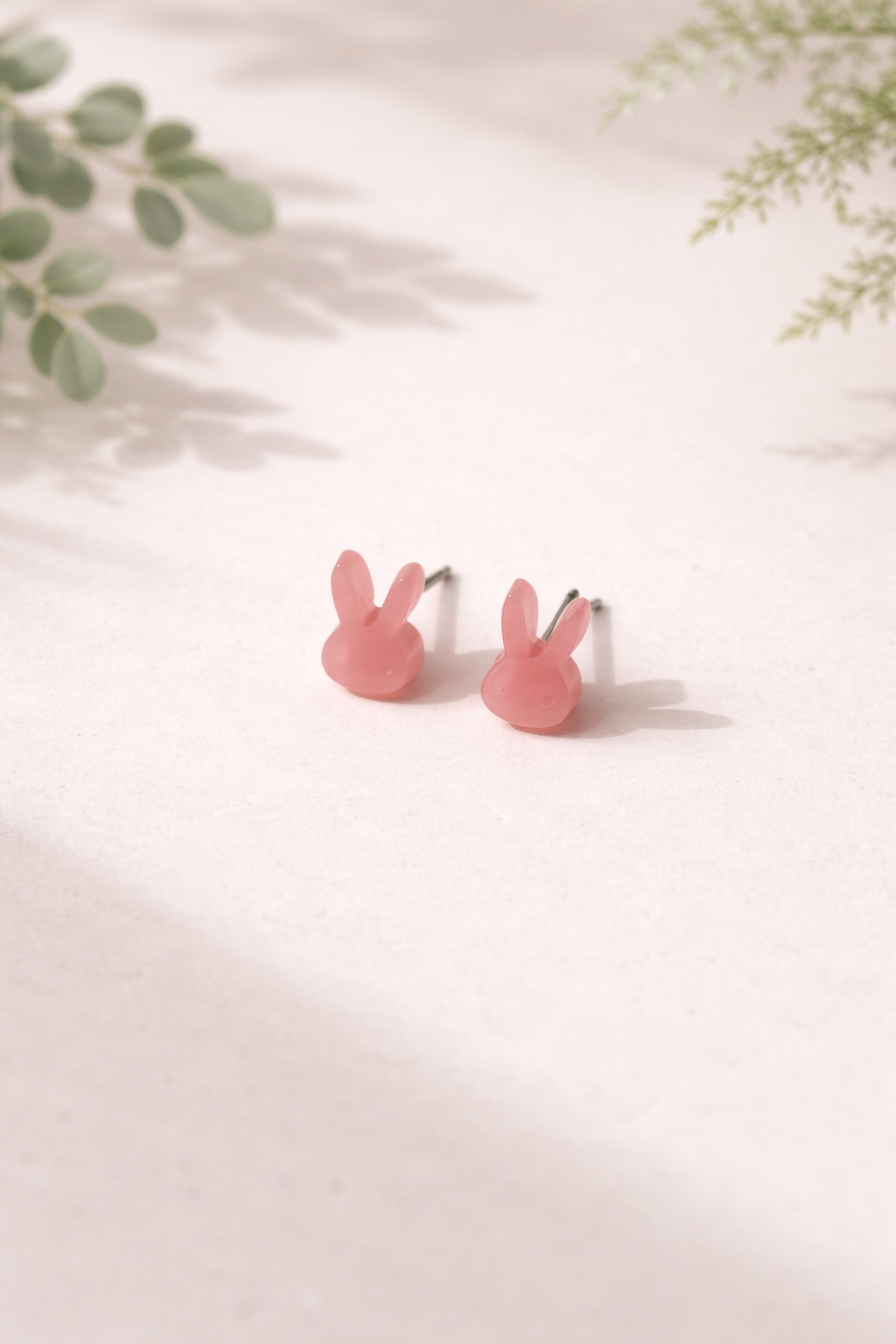 Nnu Bunny Hop Stud Earrings