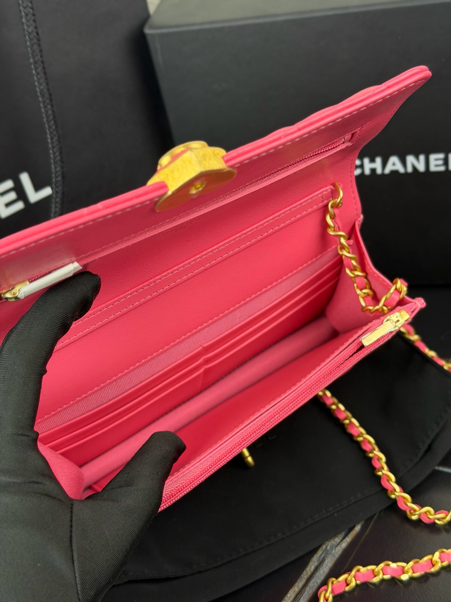 【預訂貨品】CHANEL 23s 粉色小羊皮 woc💳芯 片款