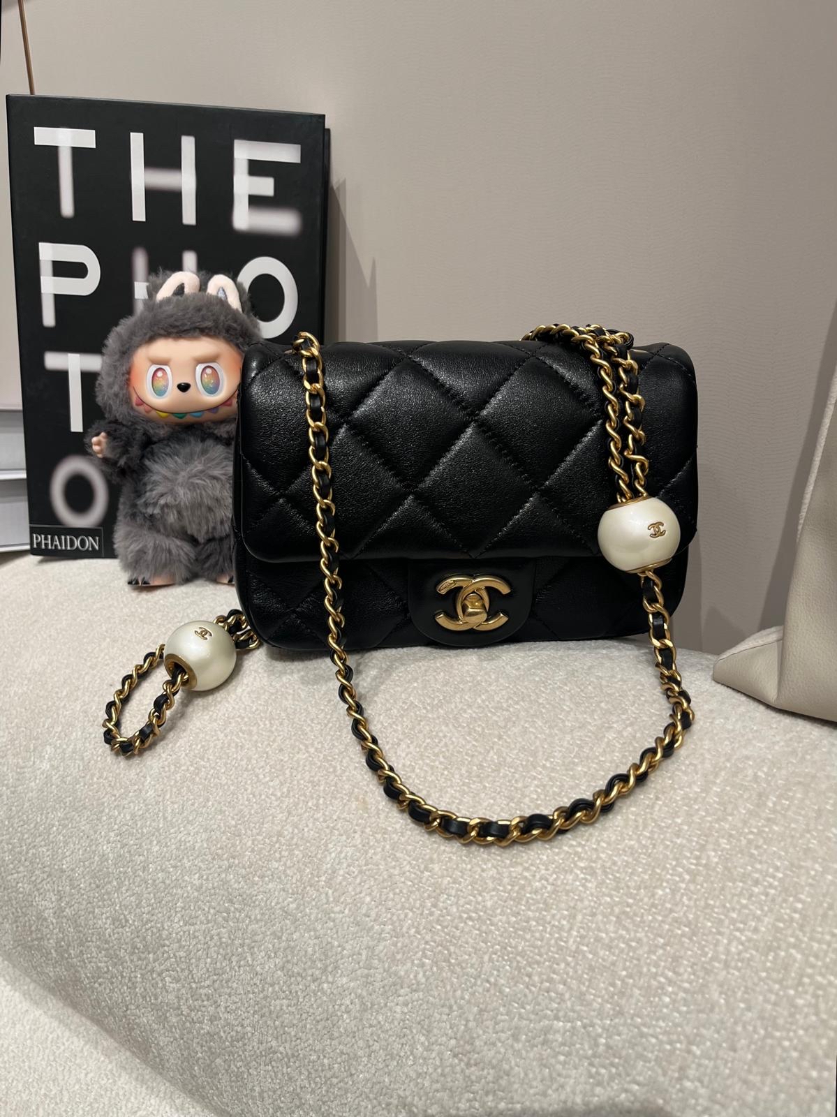 未使用品Chanel Mini Flap with Adjustable Pearls Chain 24S 雙球珍珠調節球 AS4868, 100%Authentic,Unused ✅晶片✅Dust bag✅Box