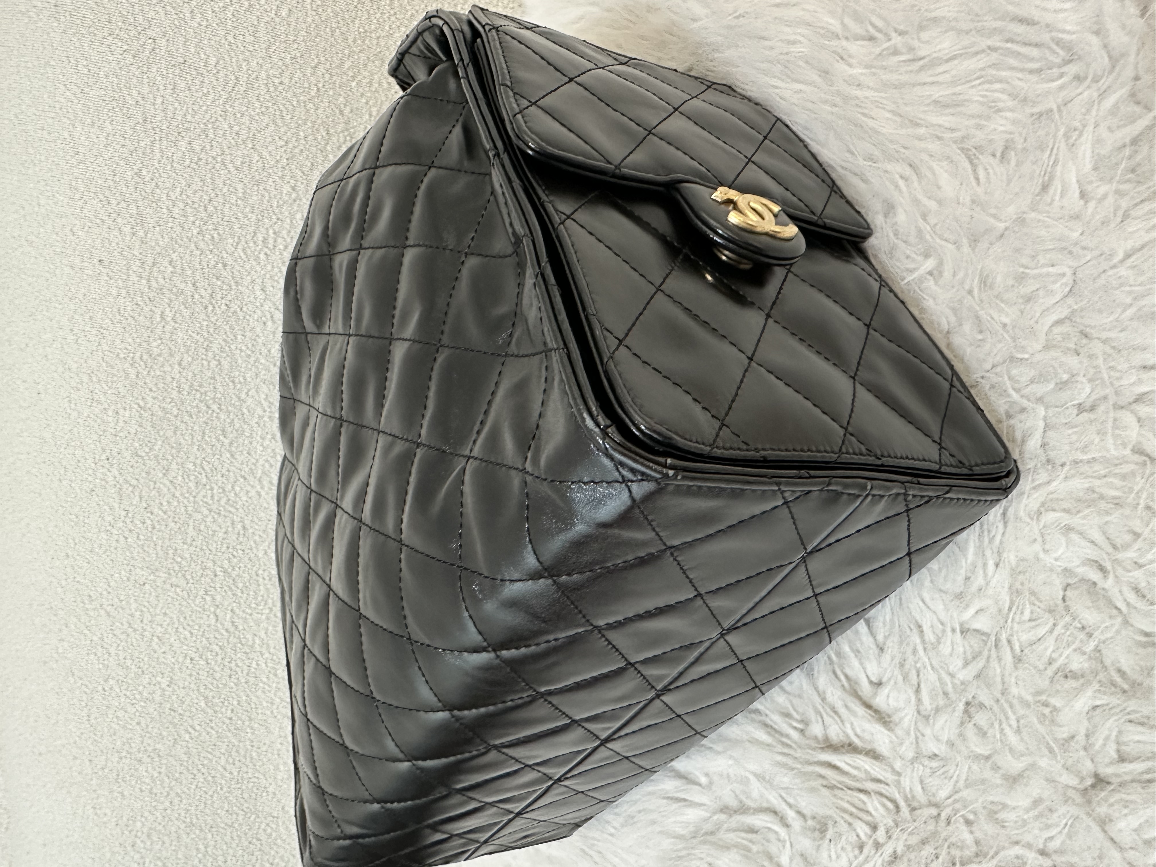 Pre-owned Chanel 25 Handbag/ Product Code: 26022108