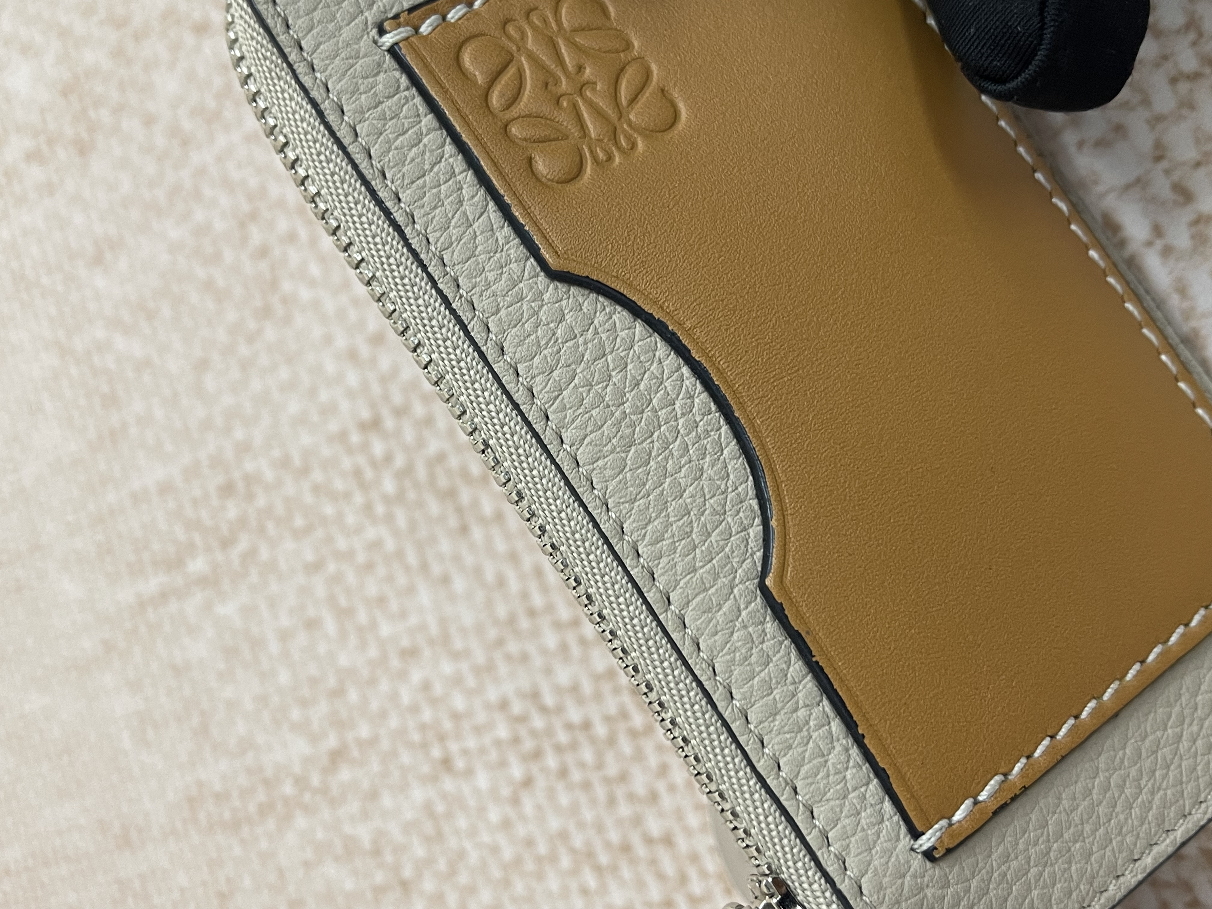 Pre-owned Loewe Card Holder / Product Code: 26022305