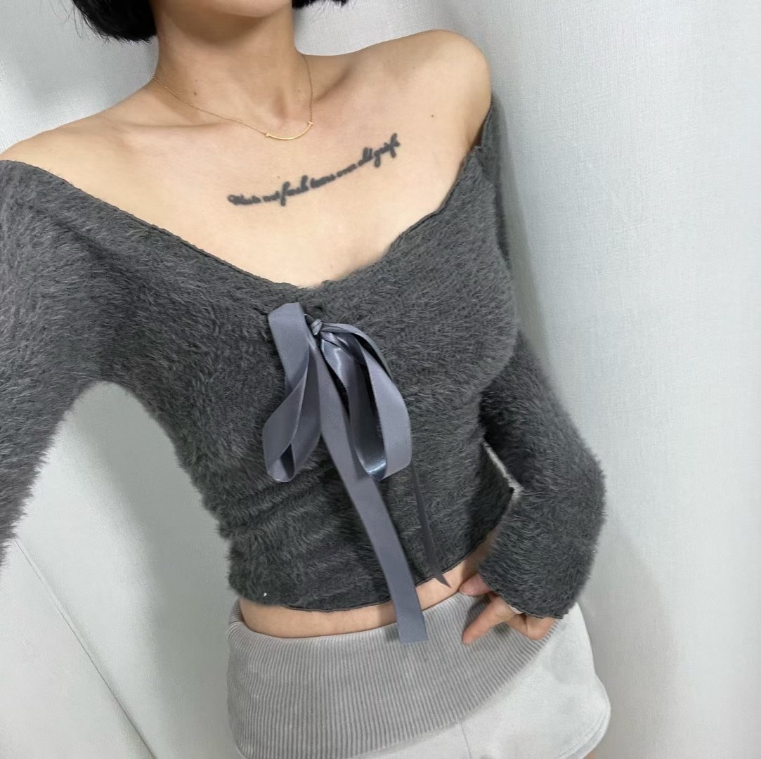 韓國溫柔感毛毛質地一字膊蝴蝶結top