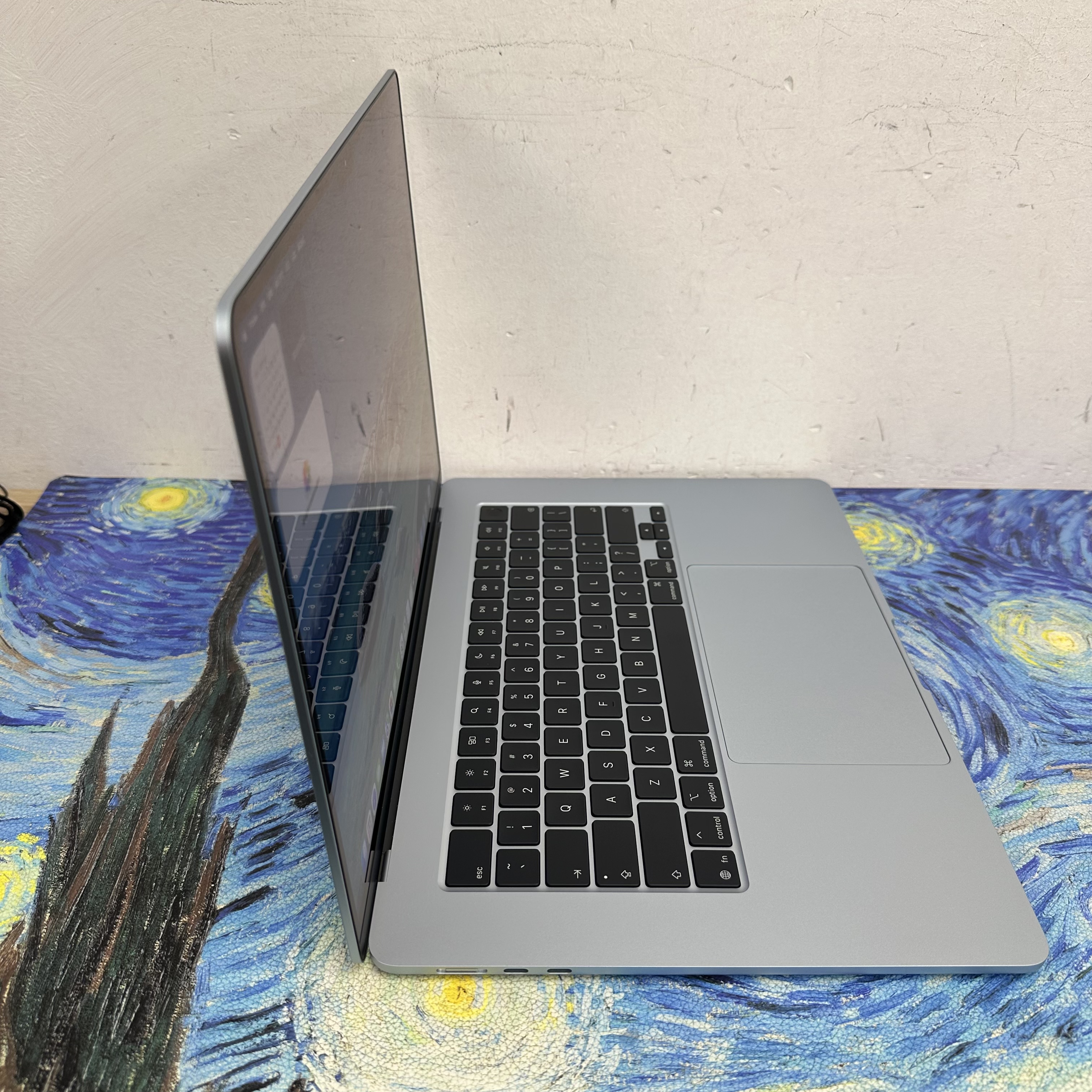 #5994 全新 APPLE  MacBook Air M5 2026 M5 CPU/ 16GB Ram/1TB SSD/10核心GPU/Liquid Retina Mon/15吋/天藍色/Gaming Laptop / Notebook / 超強續航能力/ 原廠保養/ 文書機 / 畫圖 / 剪片 / Movie / Netflix / 香港行貨✨