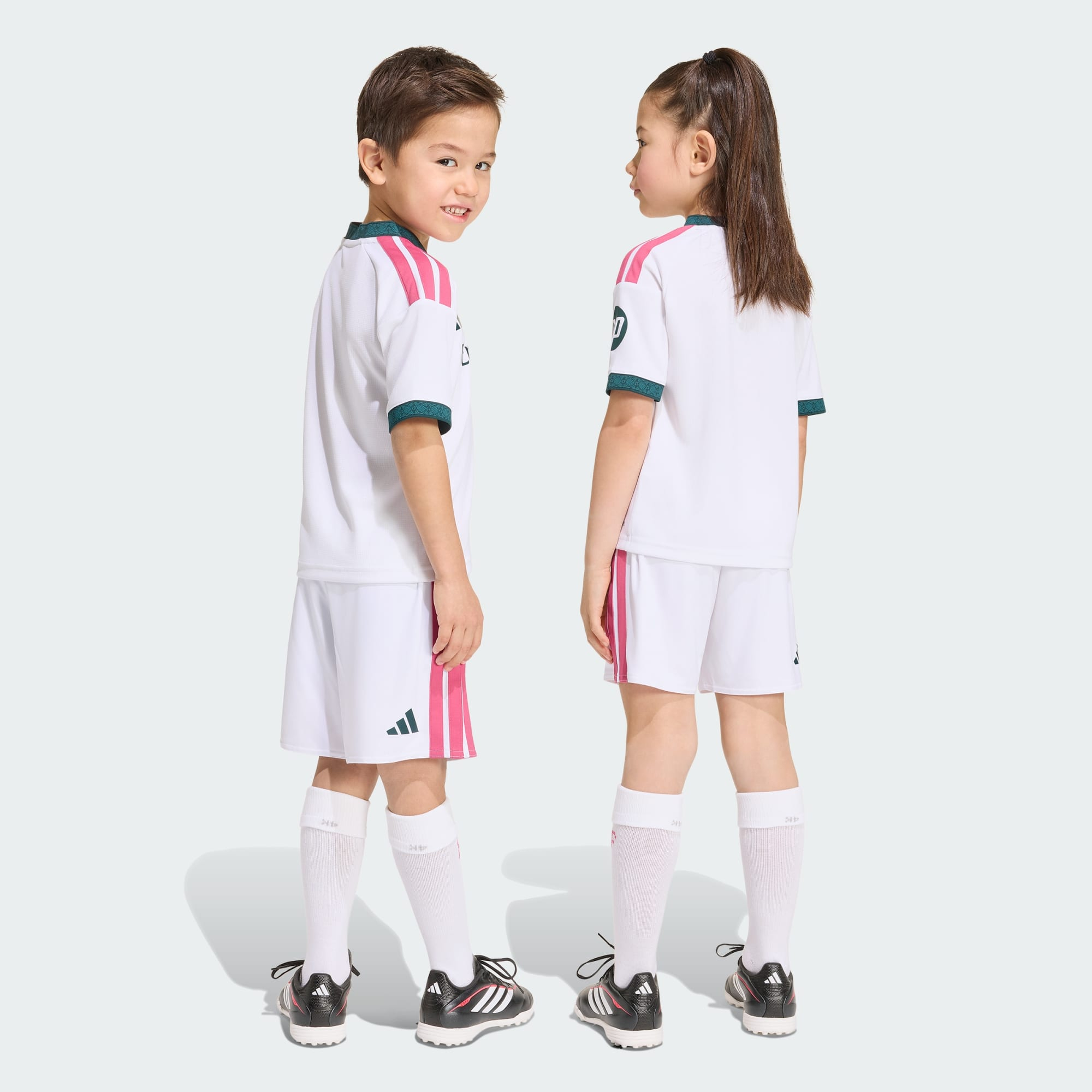 ⚪👶🏻 Adidas Real Madrid 皇家馬德里 2026-27 主場幼童裝球衣三件套裝 (可加印字章) KC3946