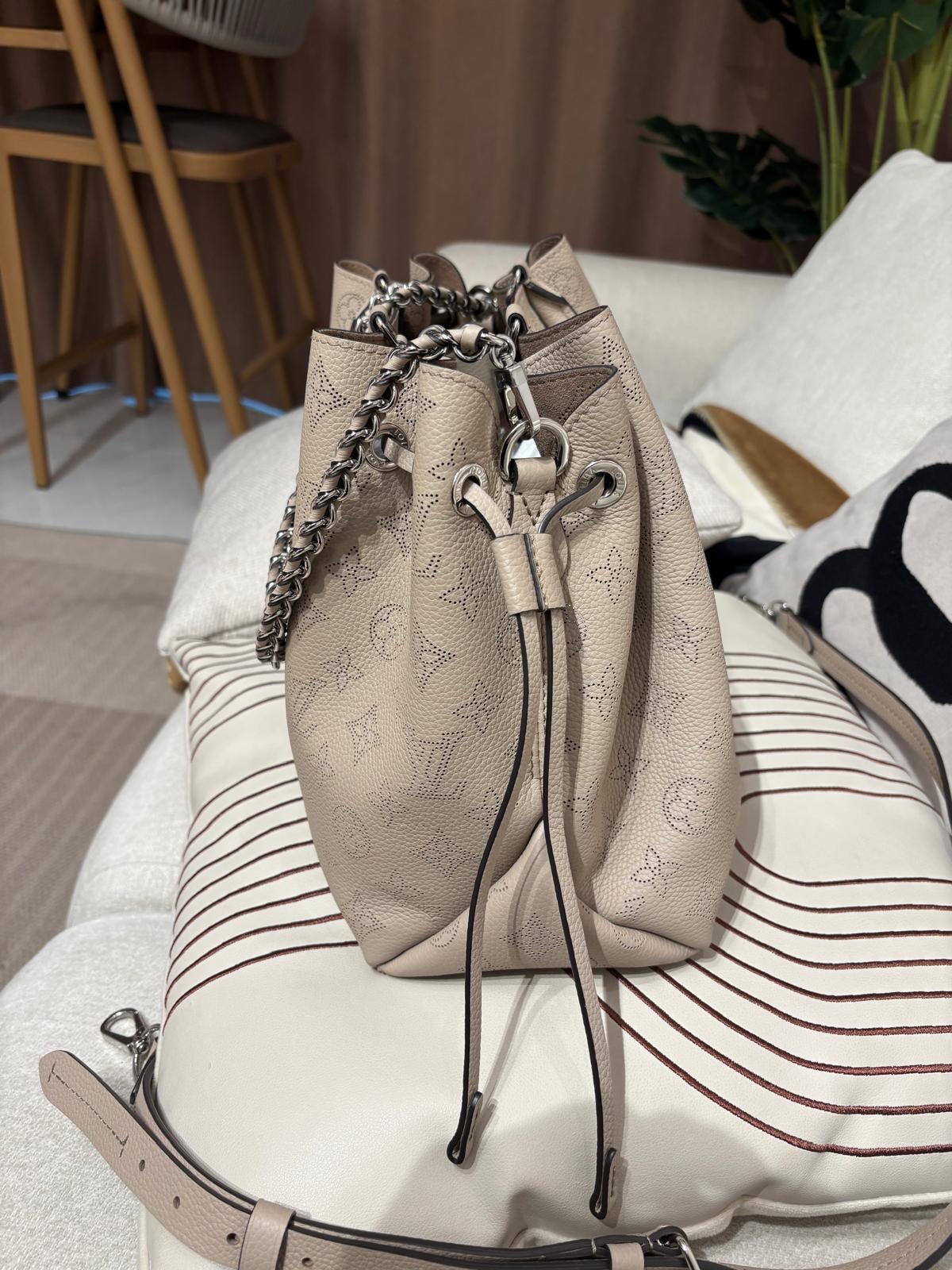 LV bella Tote Calfskin 2way bag 100%Authentic, 99%New ✅Dust bag