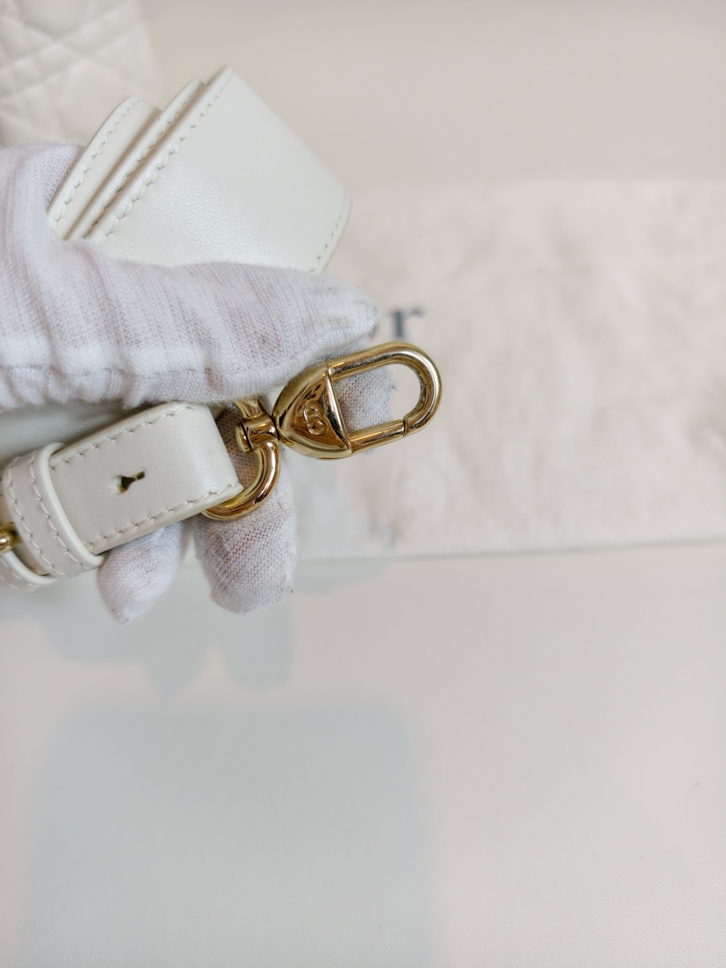 【預訂貨品】Dior Lady Dior 白色四格戴妃包